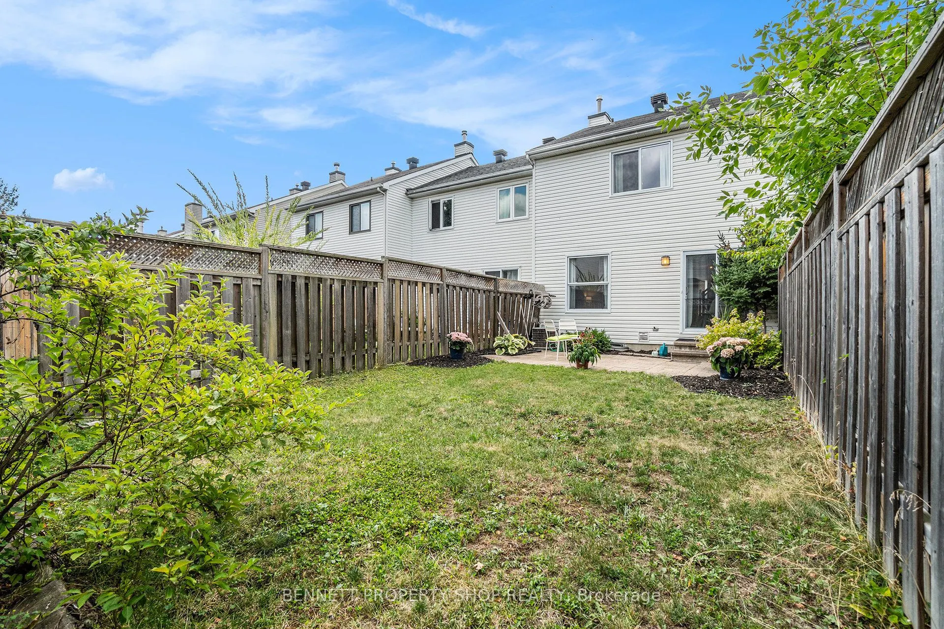 43 Roblyn Way