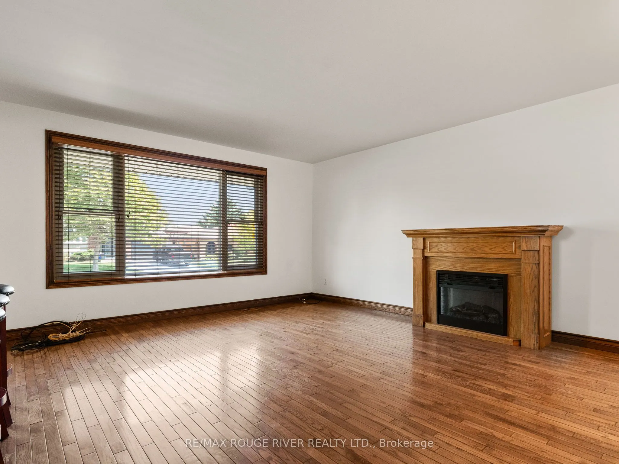 815 WESTWOOD Drive