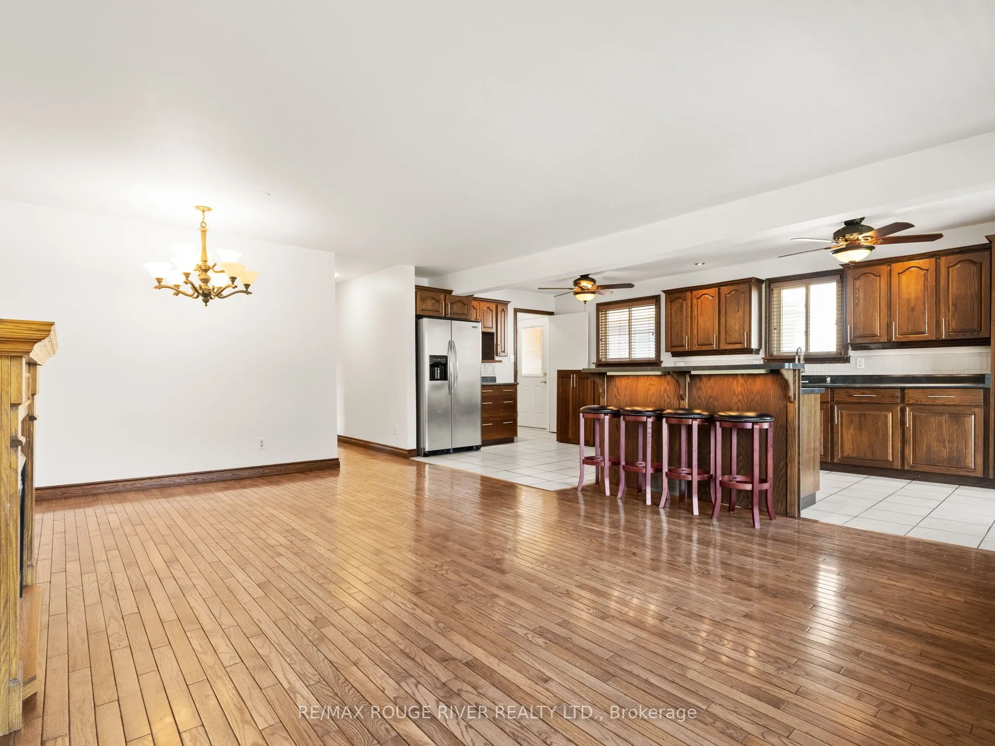 815 WESTWOOD Drive