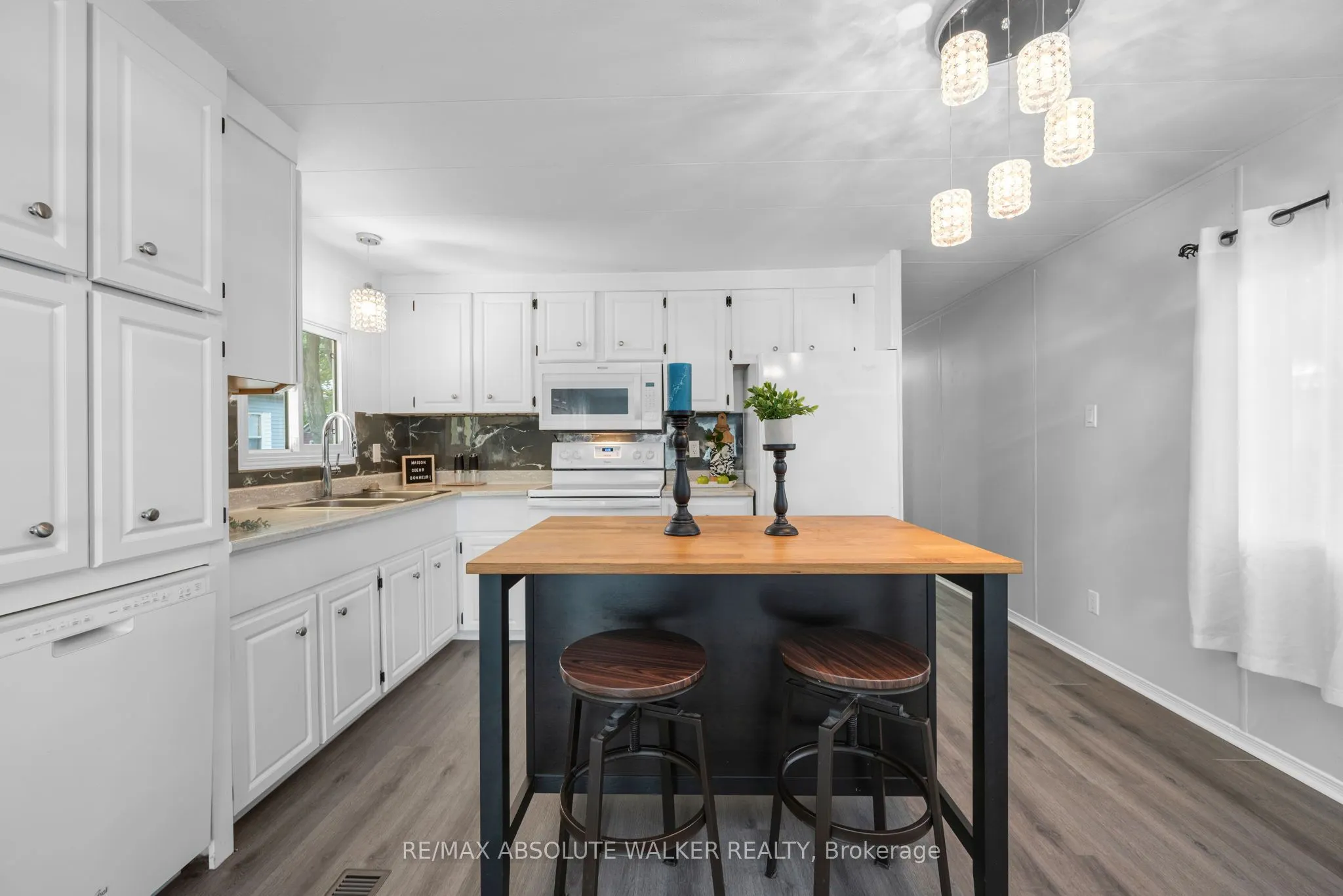 427-8250 County Road 17 Road