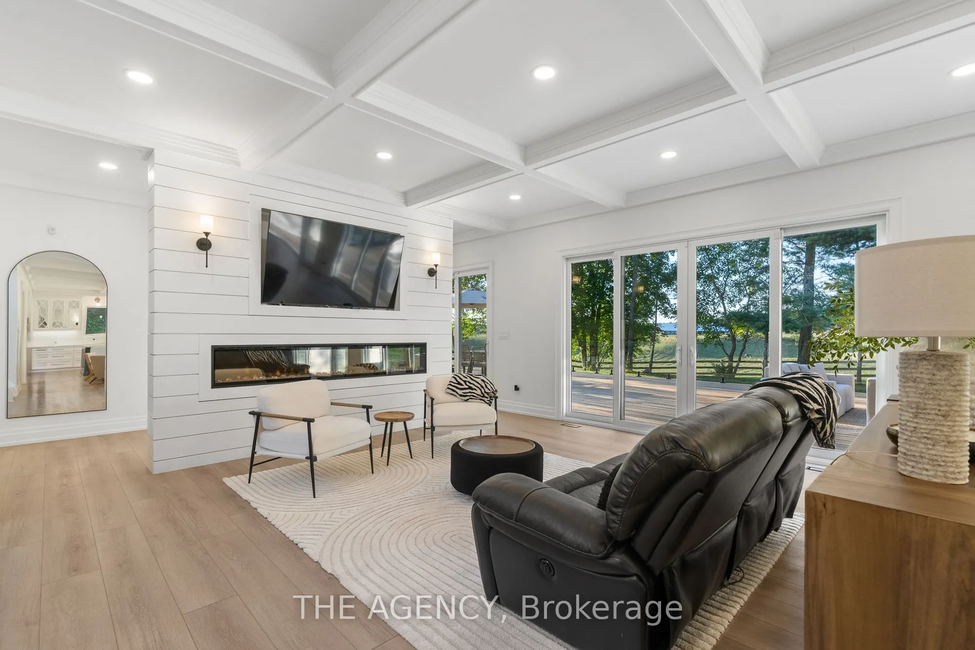 1067 Jerseyville Road W