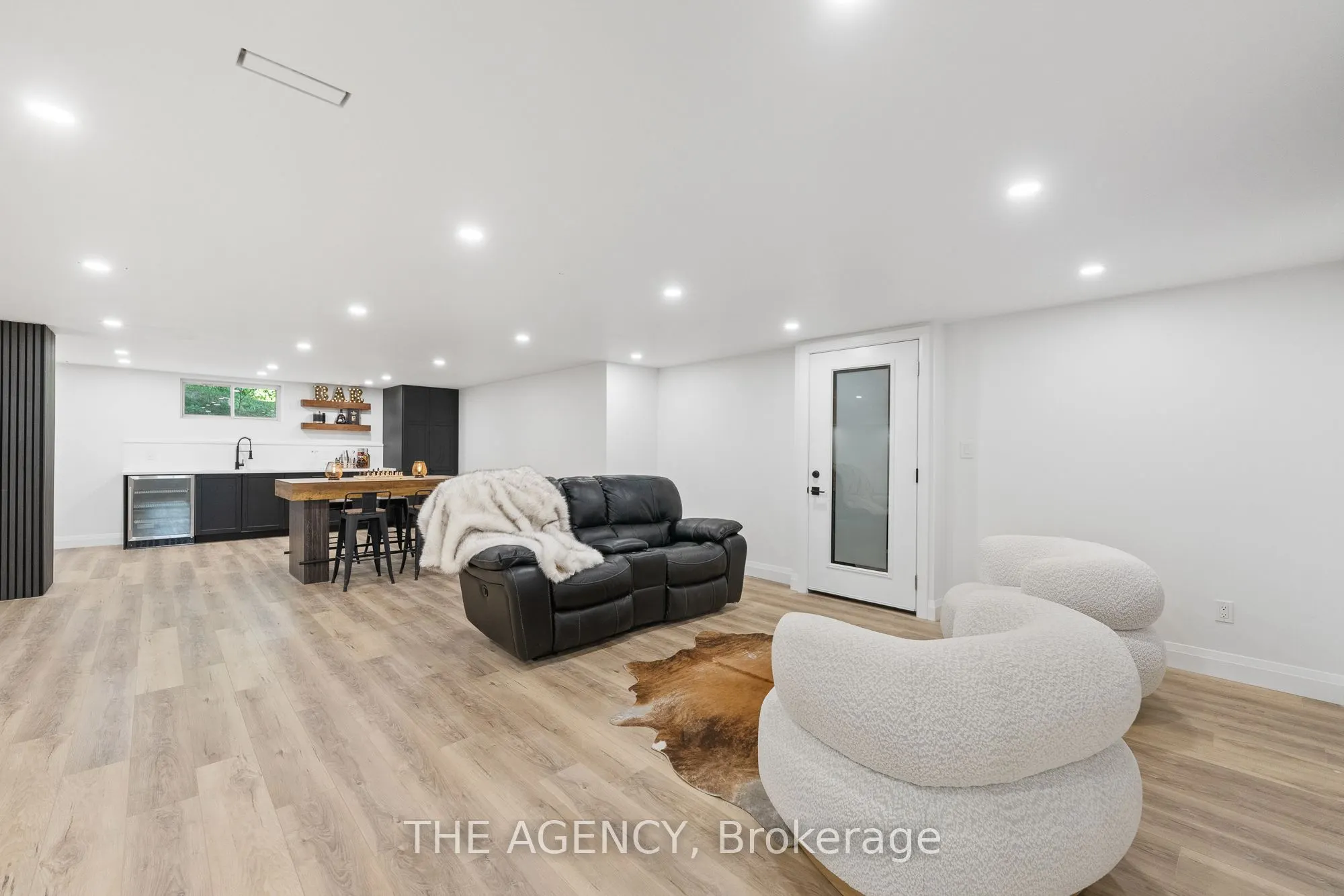 1067 Jerseyville Road W