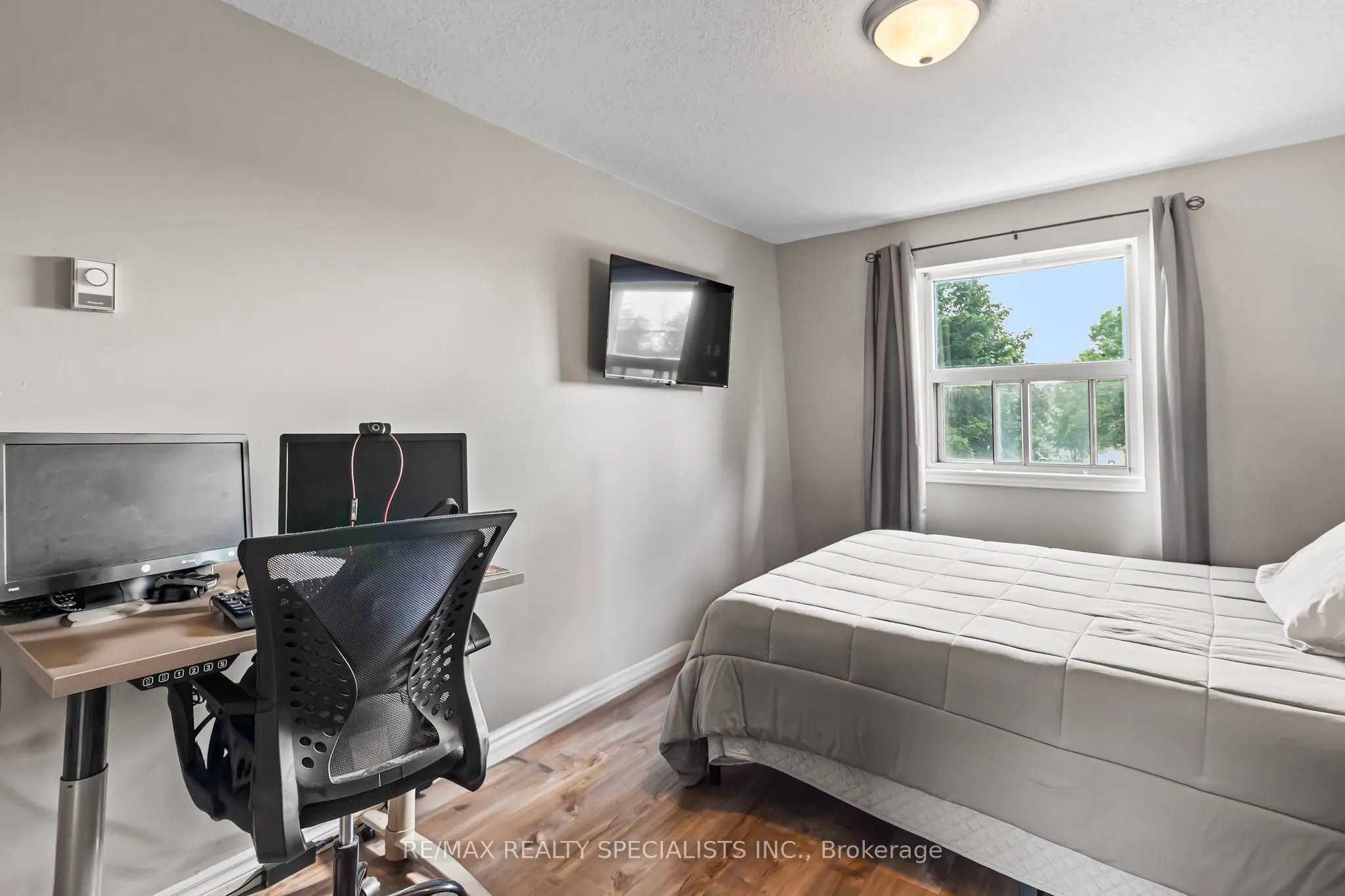 766 Walter Street, #I