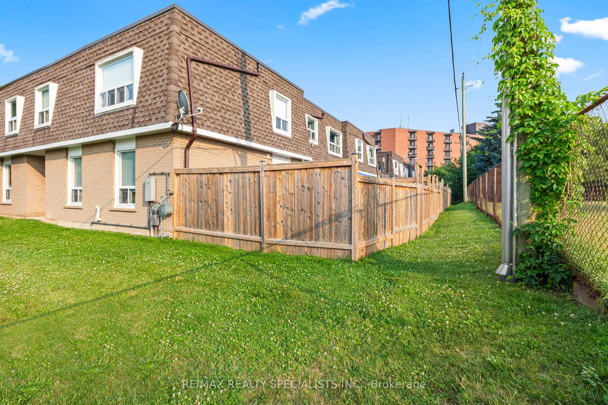 766 Walter Street, #I
