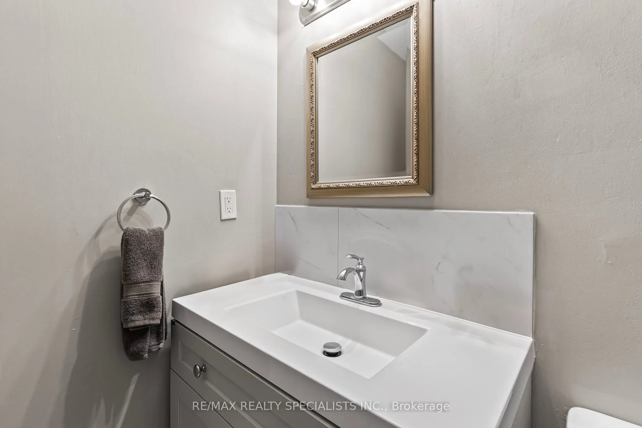 766 Walter Street, #I