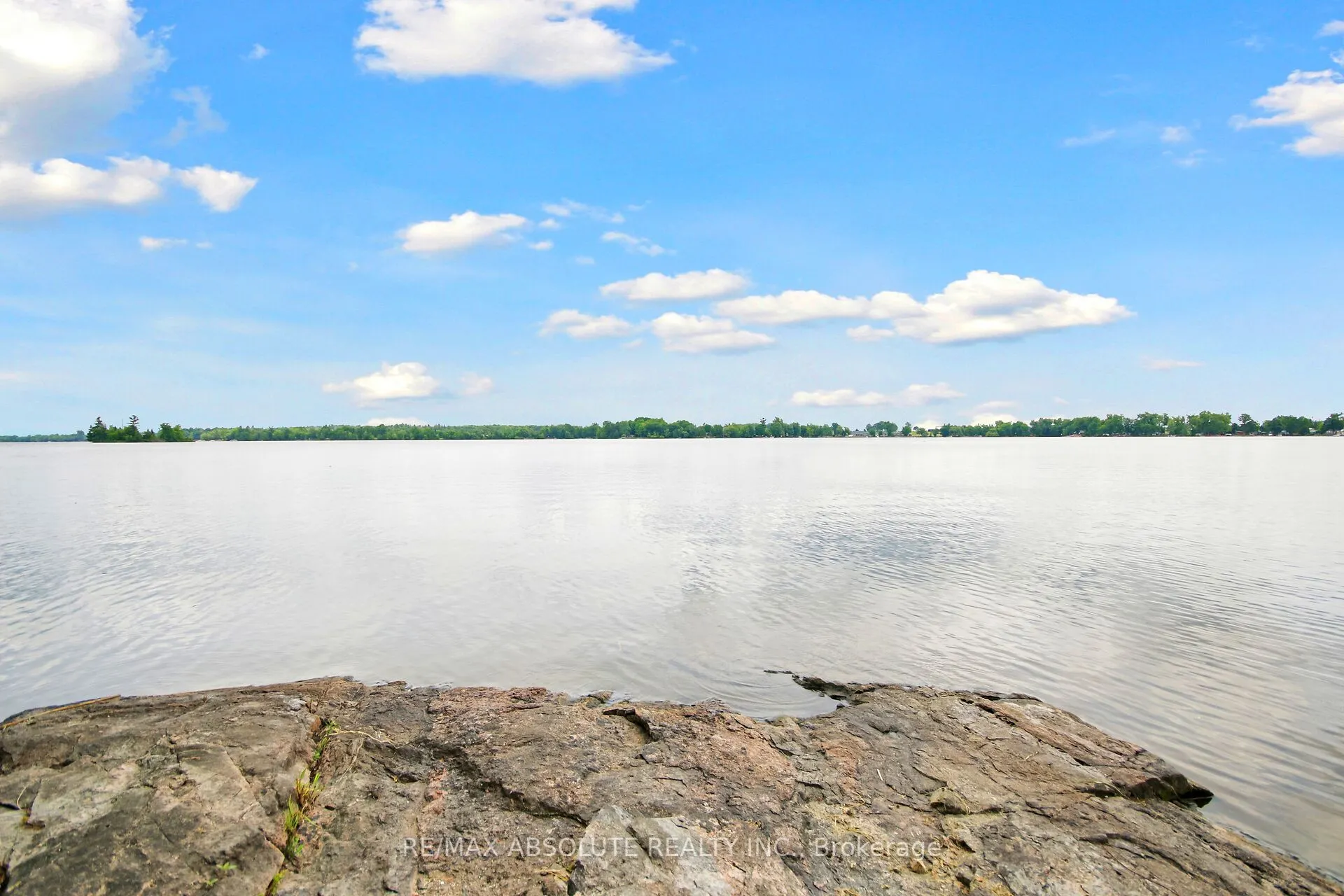 210 Pickerel Point Road