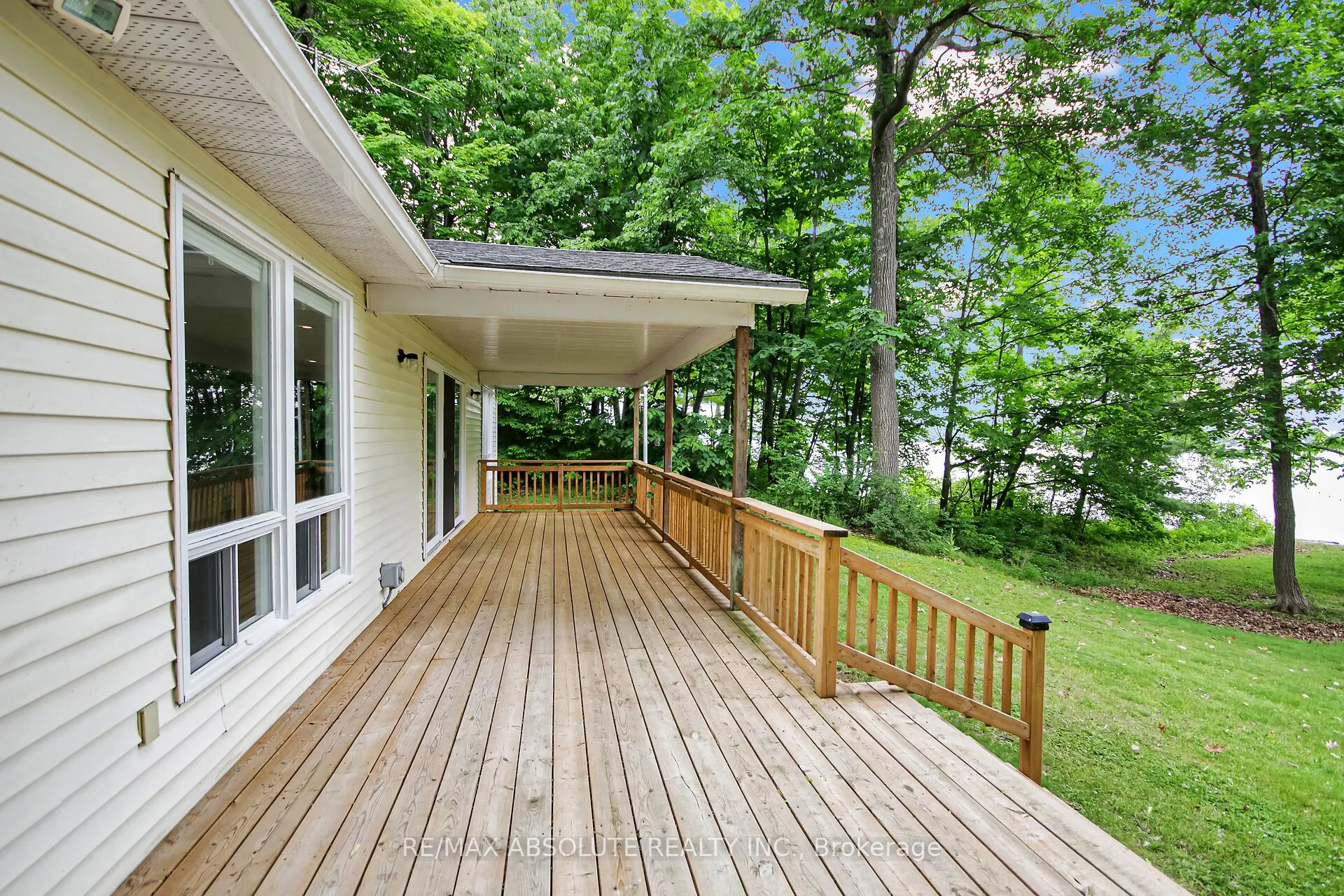210 Pickerel Point Road