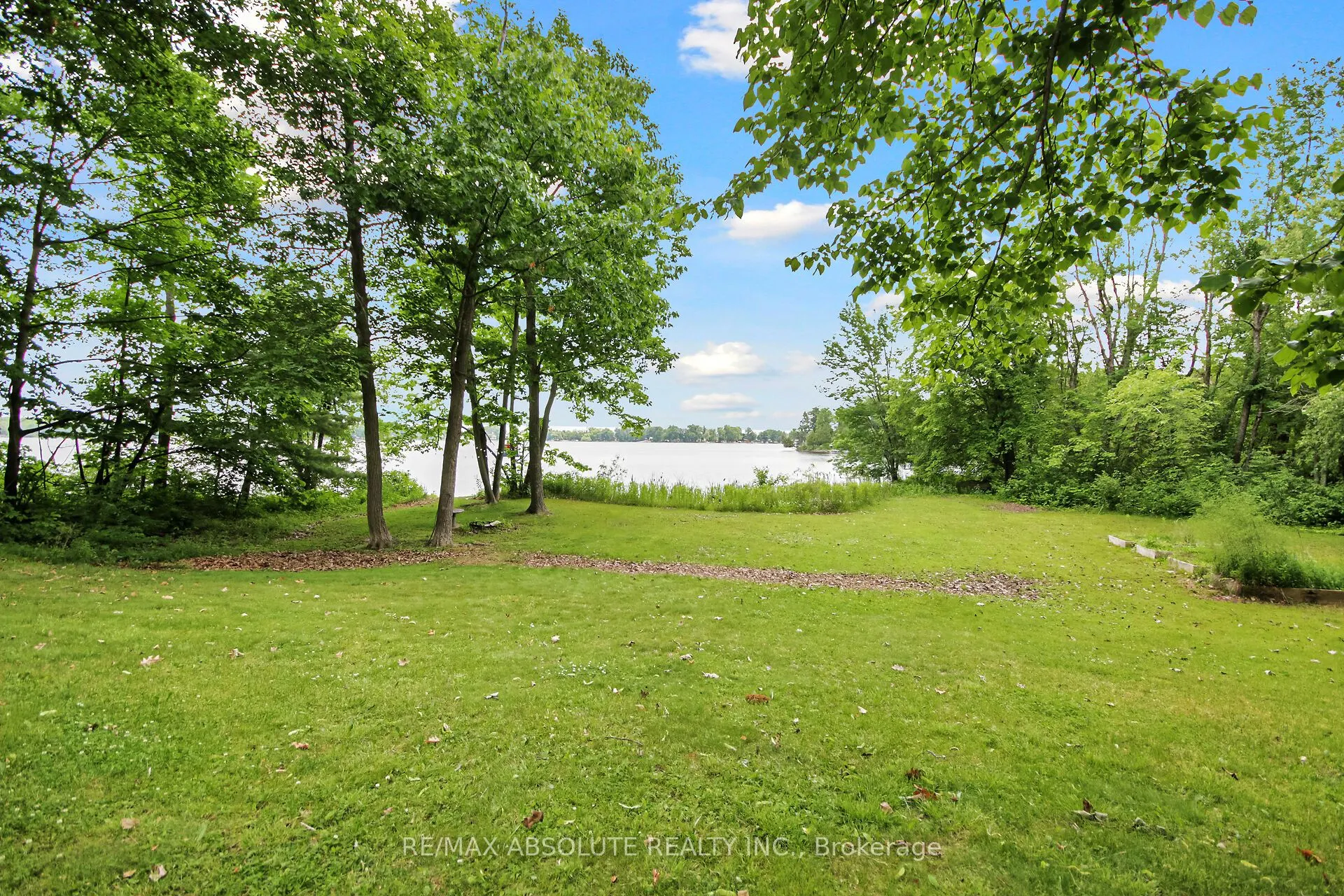 210 Pickerel Point Road
