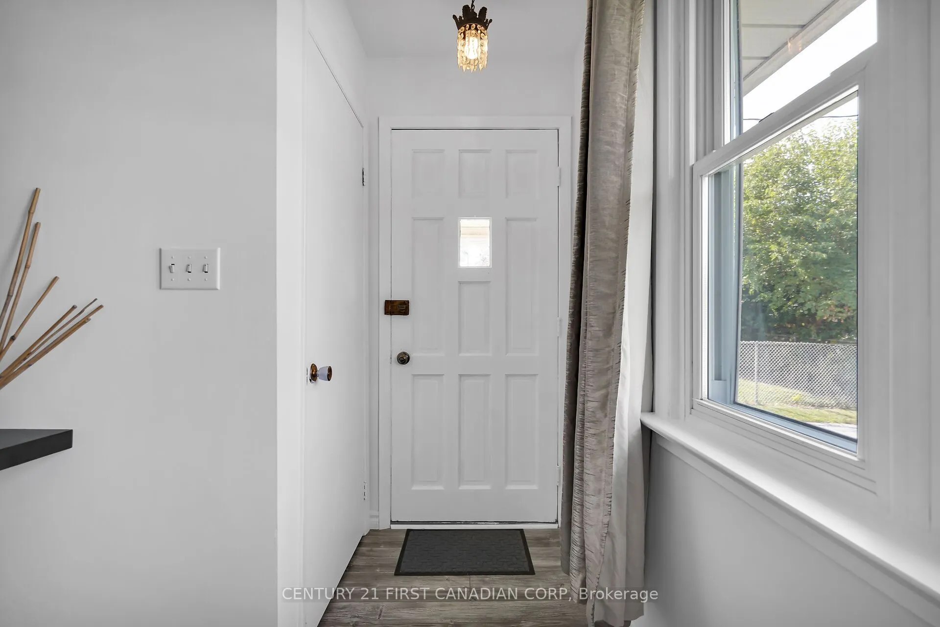 23 Gregory Place