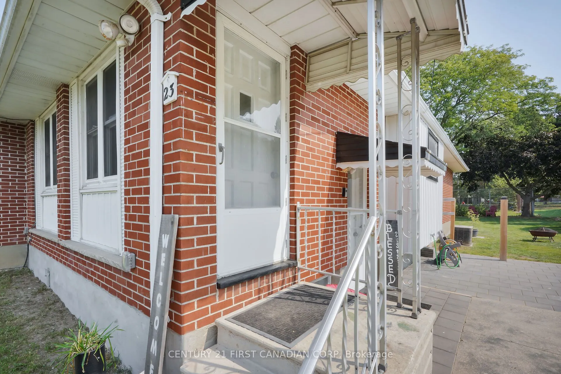 23 Gregory Place