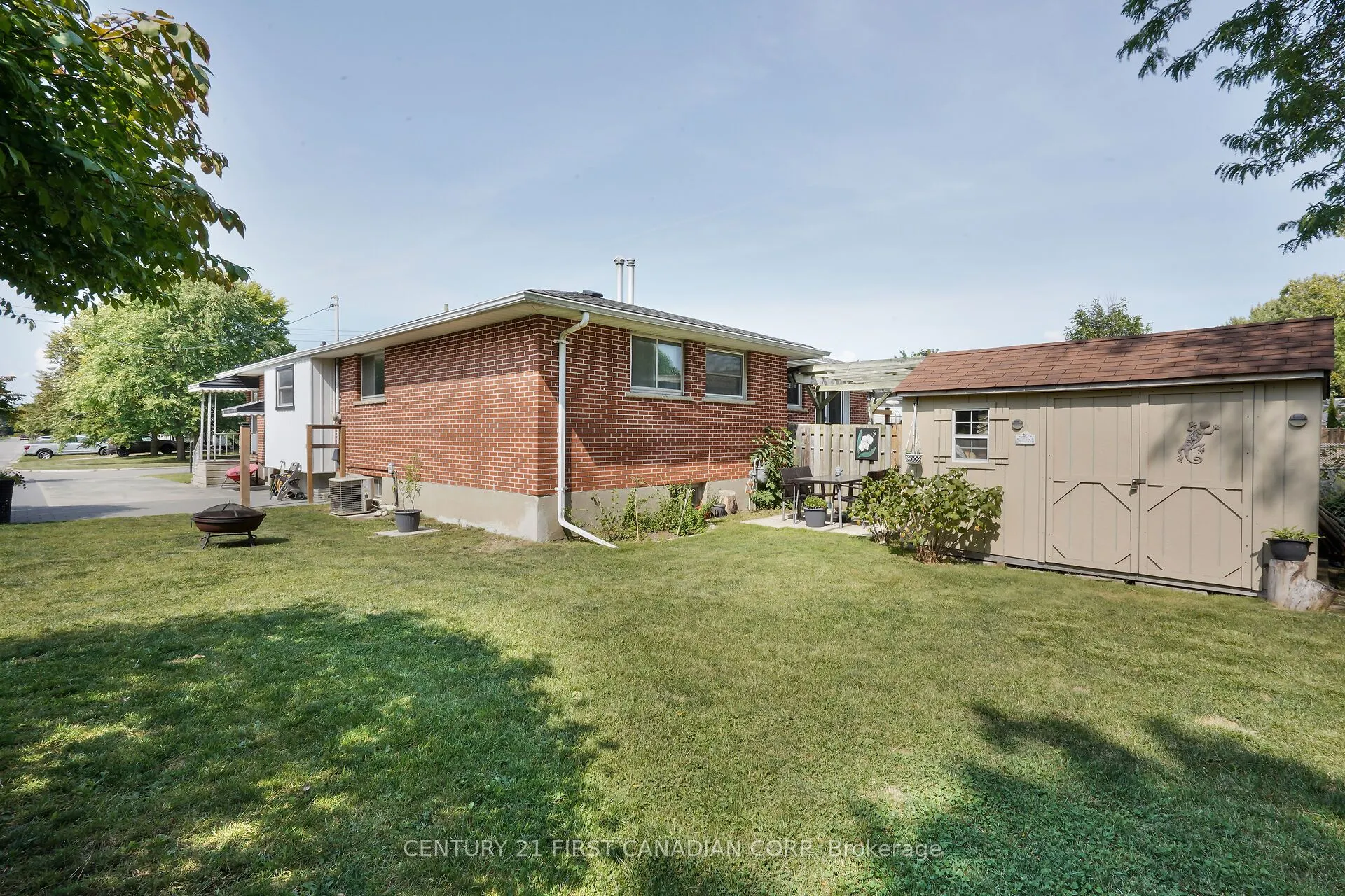 23 Gregory Place