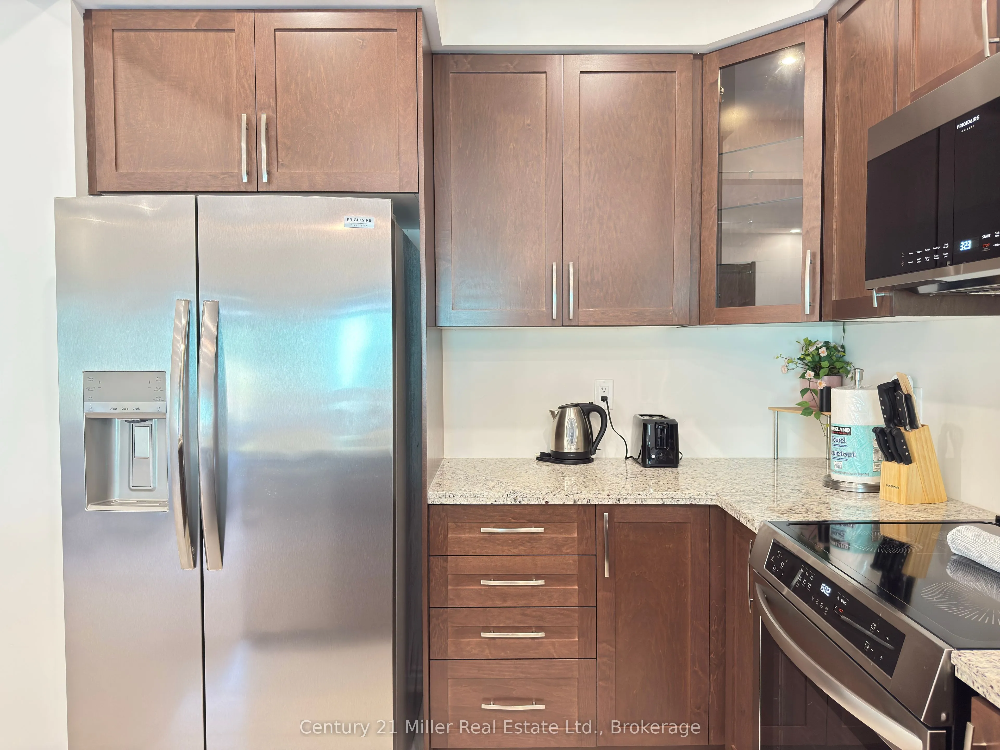 305 Garner Road West, #70