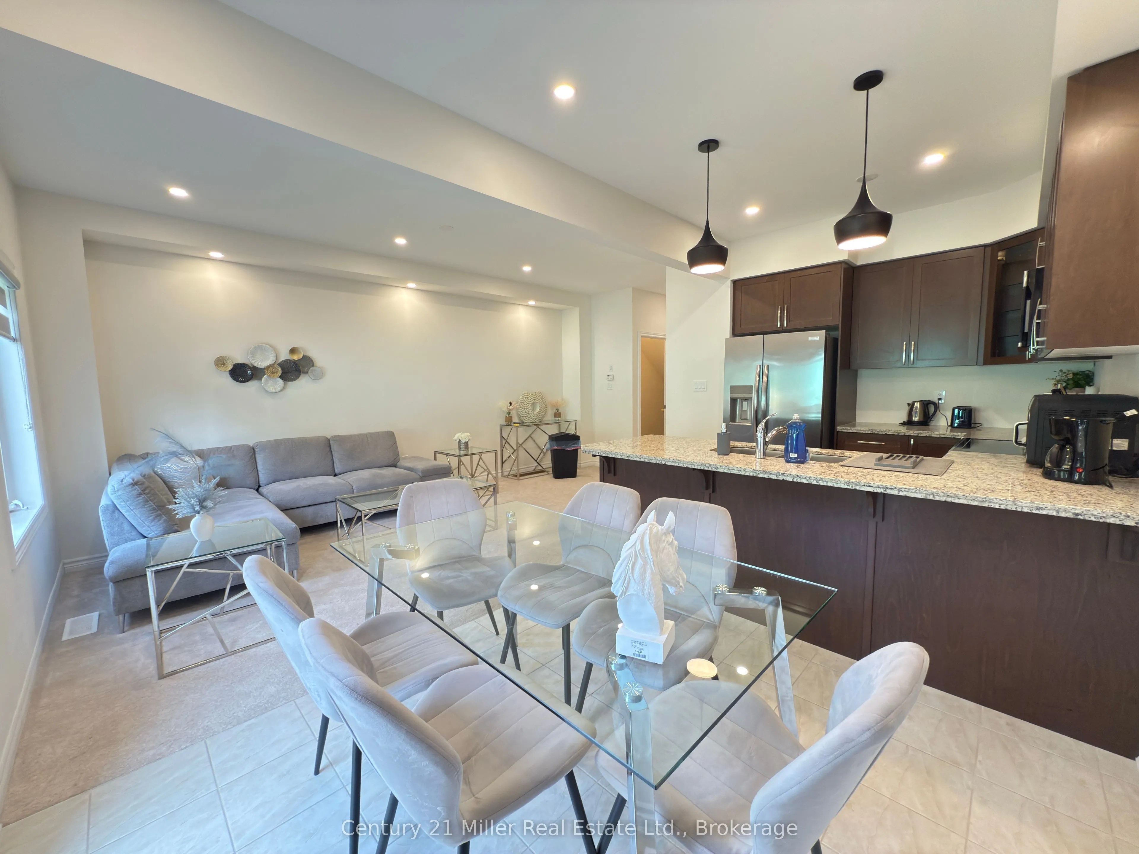 305 Garner Road West, #70