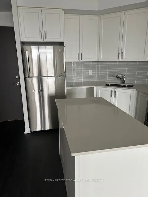 550 North Service Road, #1003