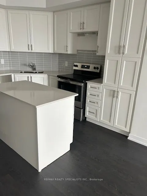 550 North Service Road, #1003