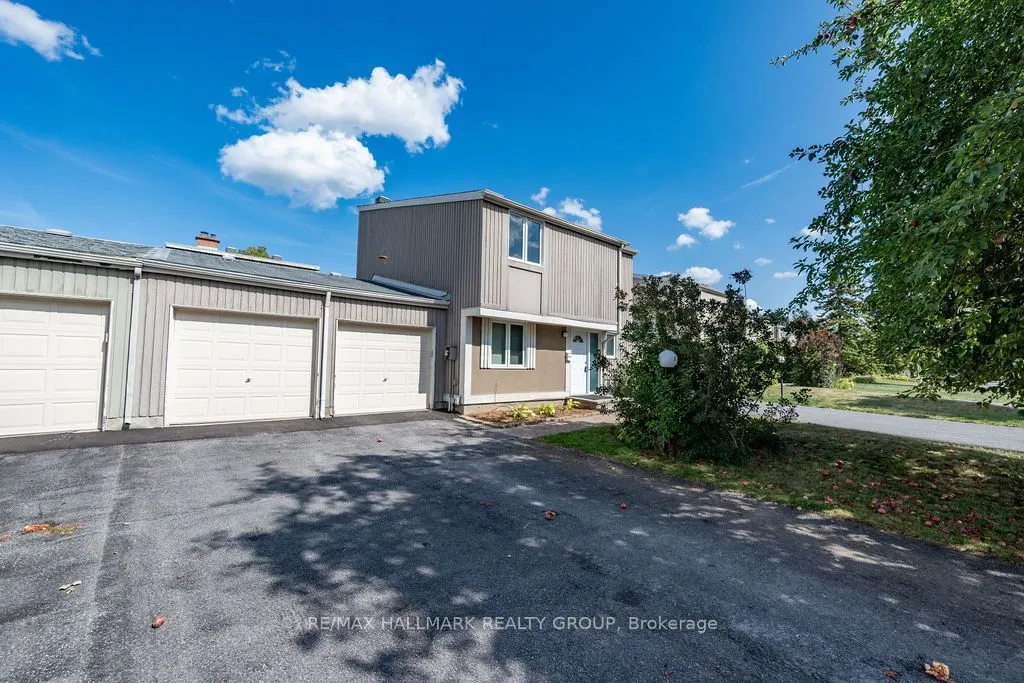 29D Varley Drive, #D