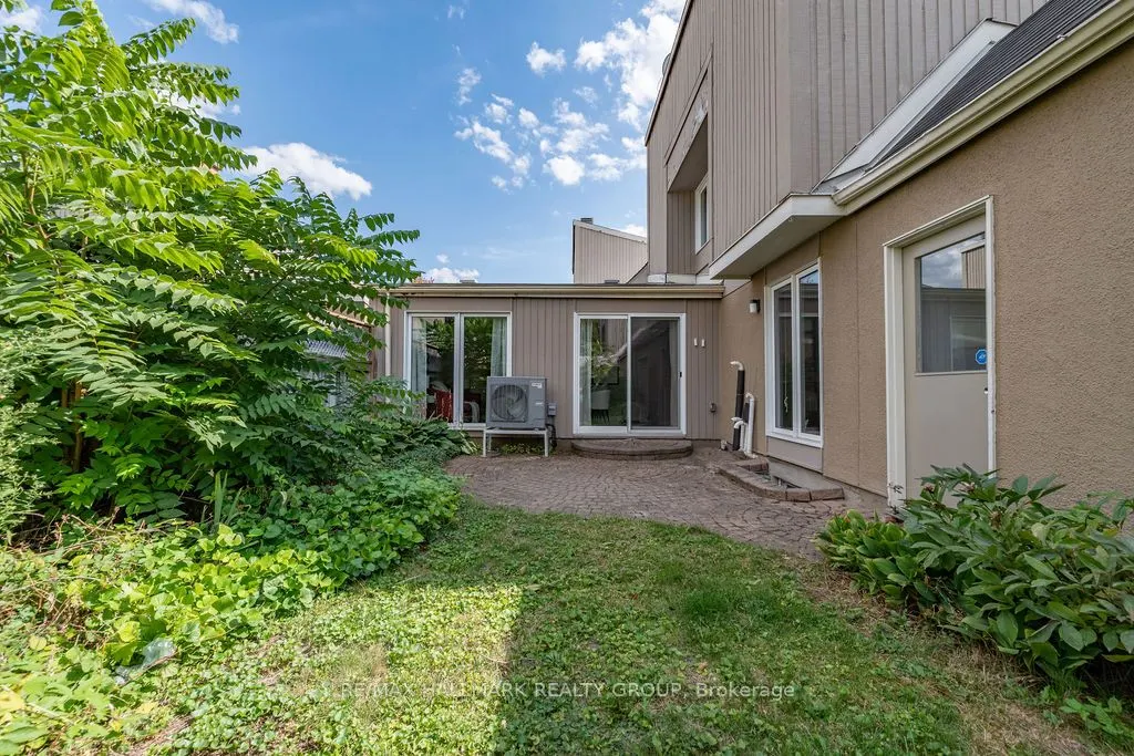 29D Varley Drive, #D