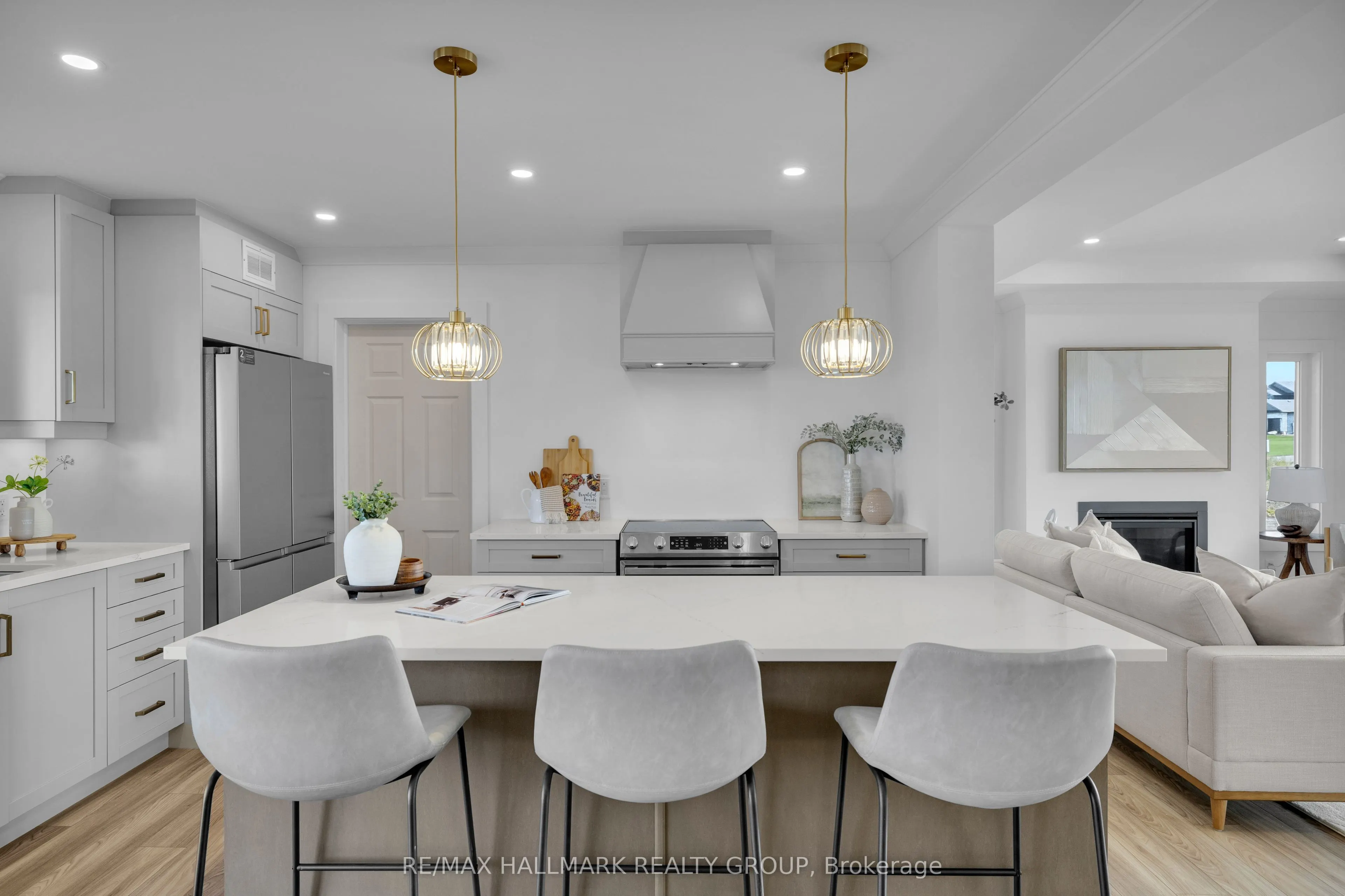 208 Trudeau Crescent