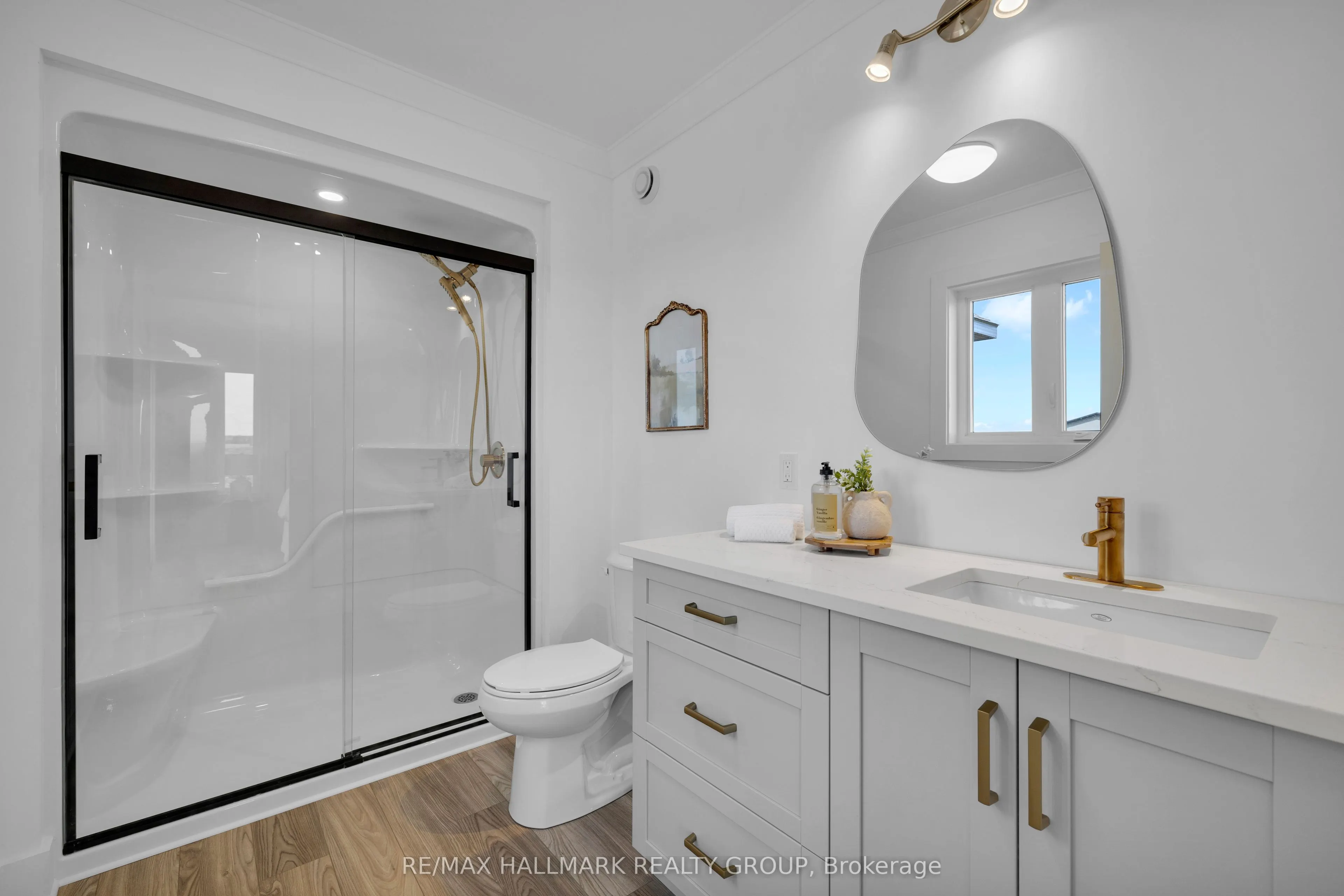 208 Trudeau Crescent