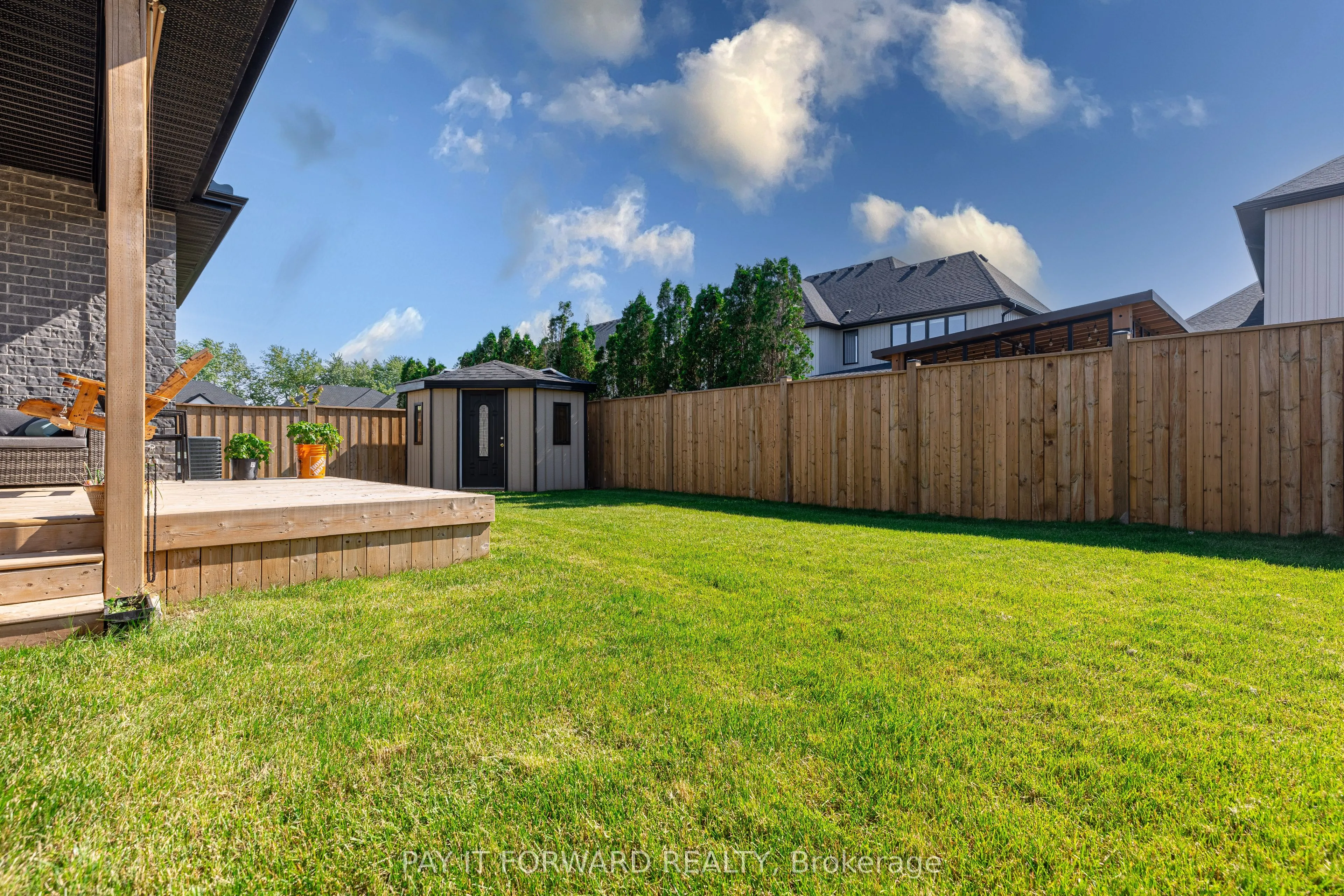 4099 Sugarmaple Crossing