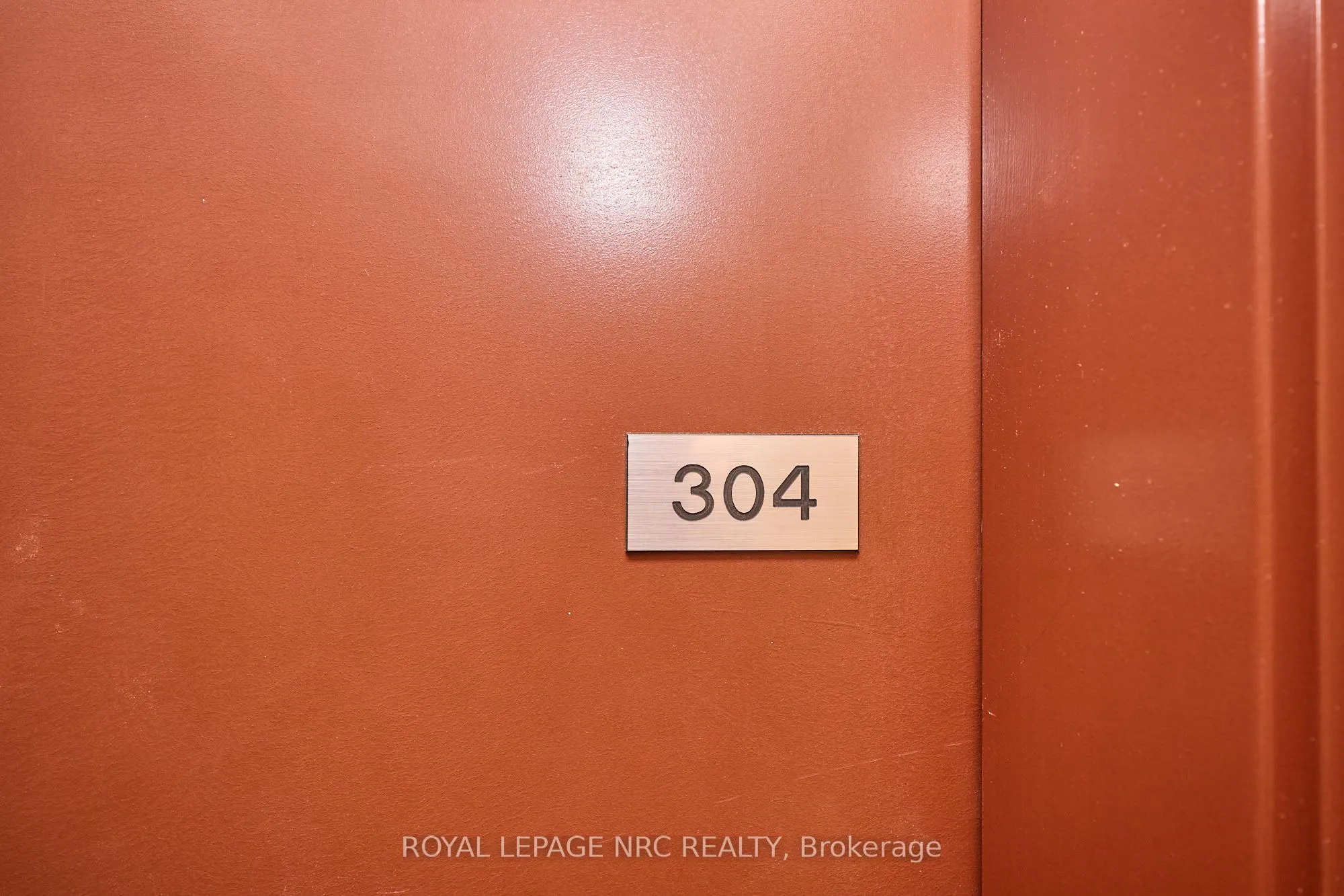26 Wellington Street, #304