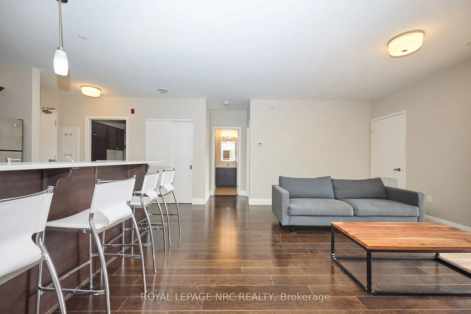26 Wellington Street, #304