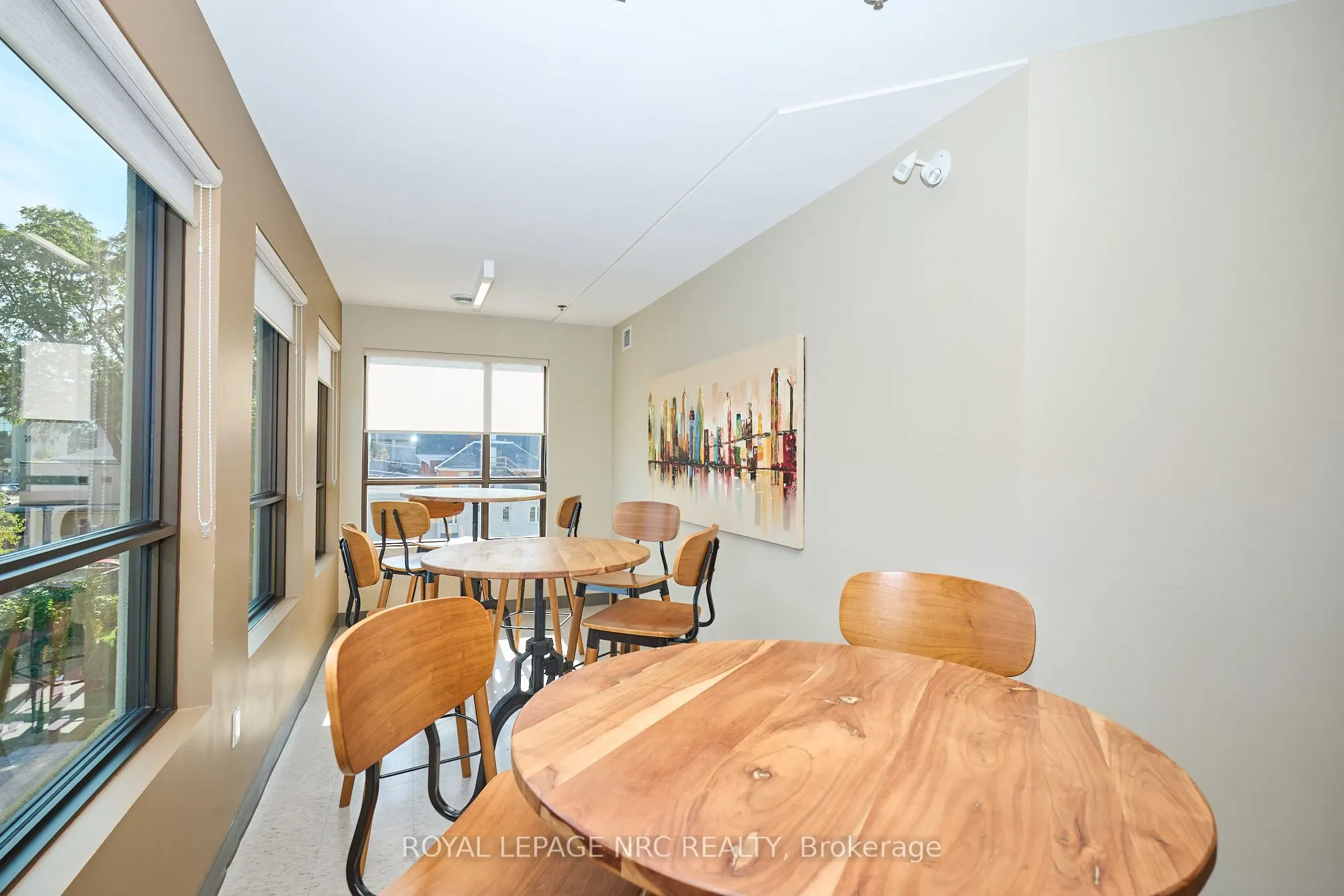 26 Wellington Street, #304