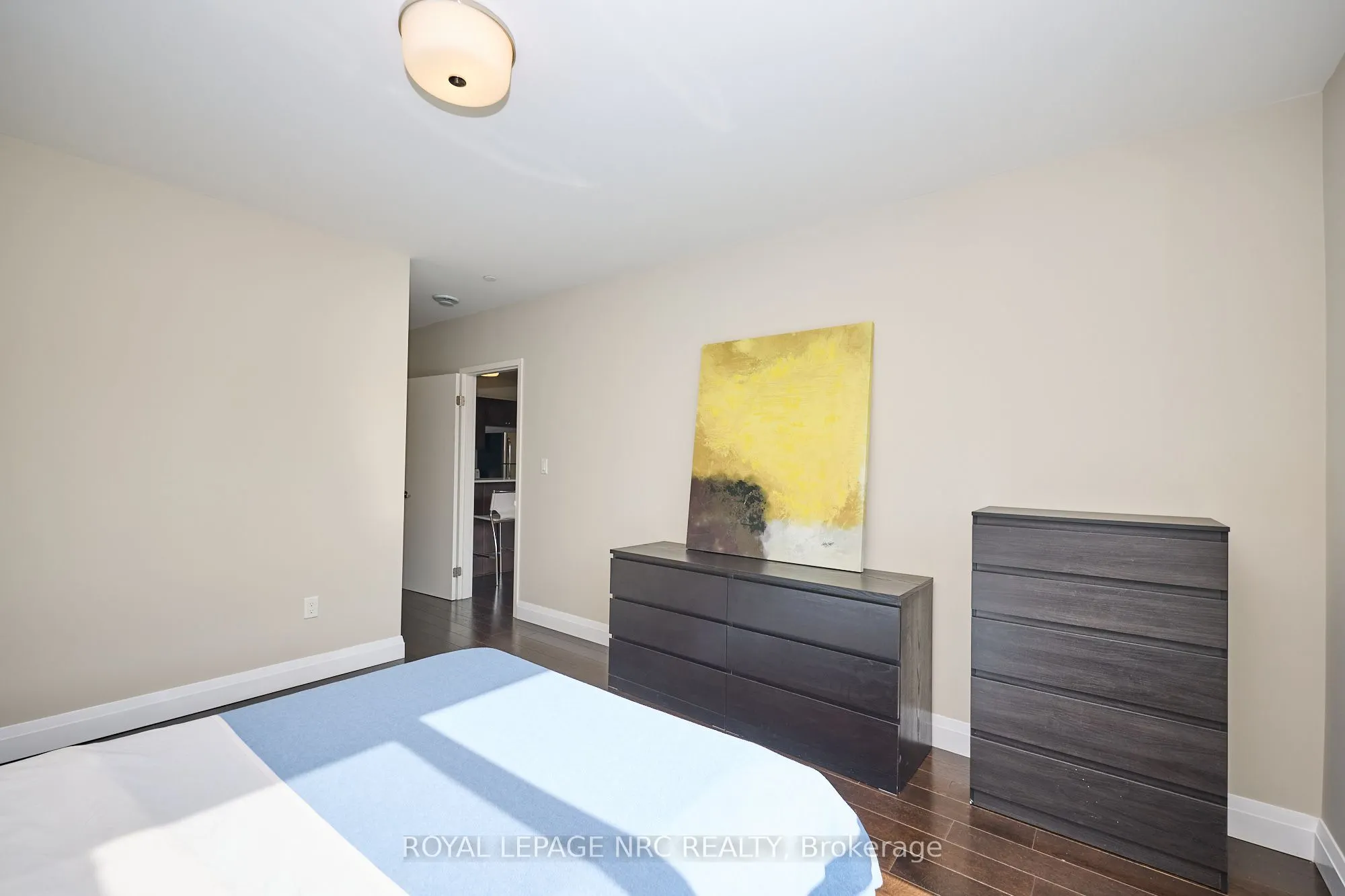 26 Wellington Street, #304