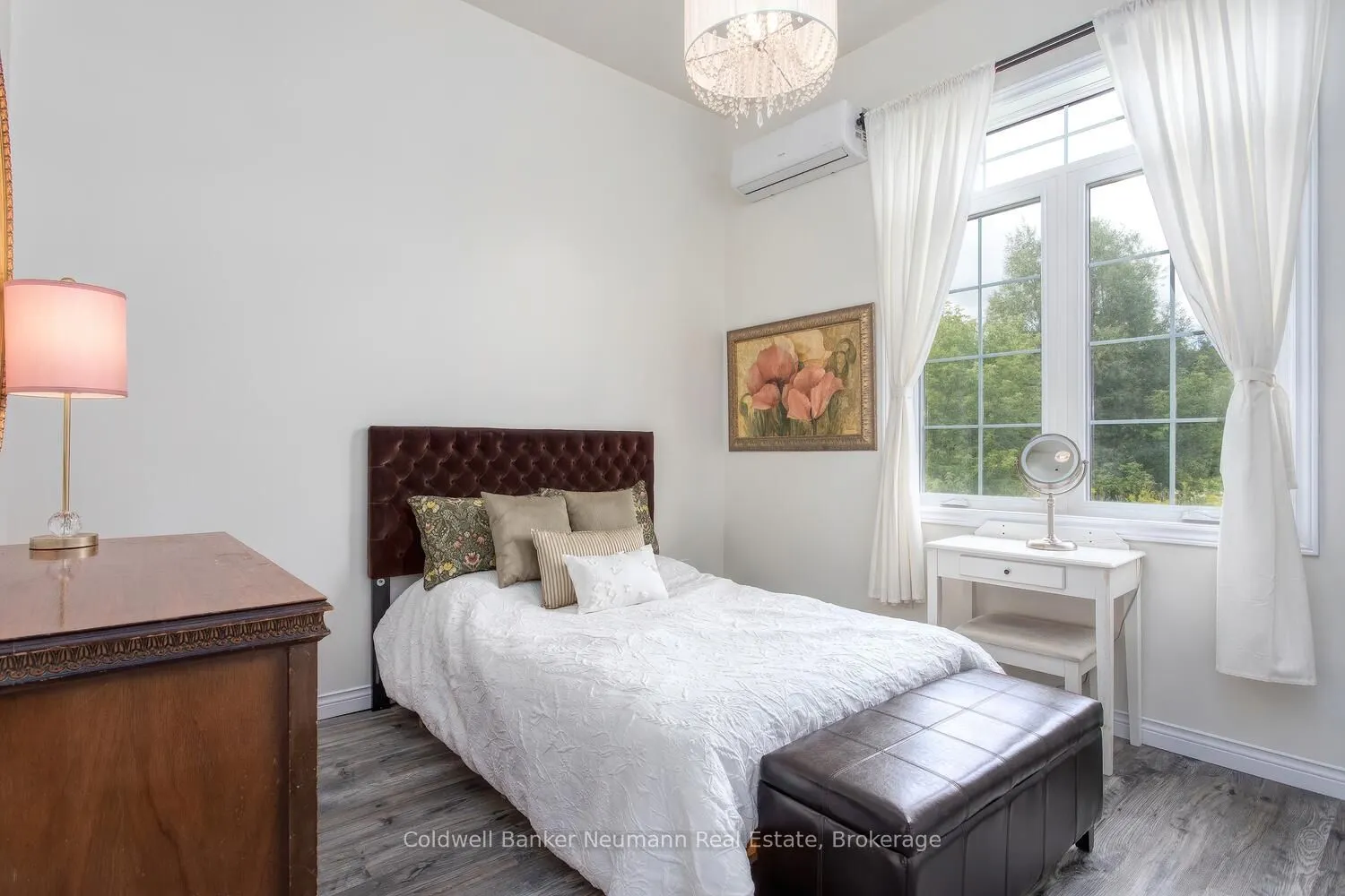 178 Frederick Street W