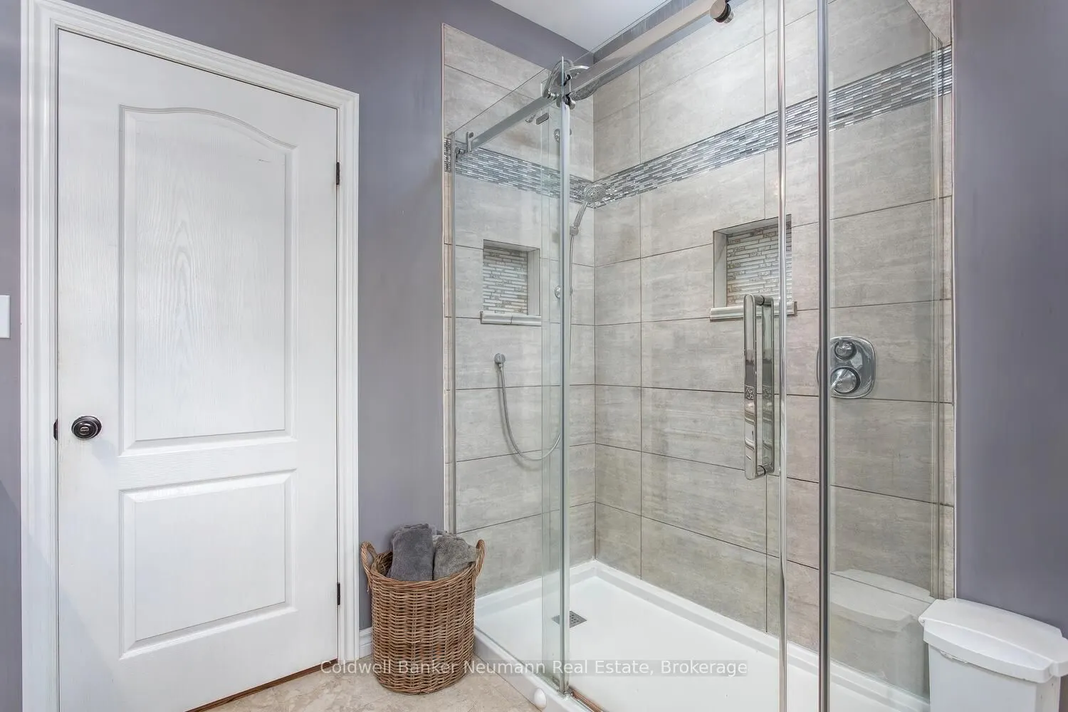 178 Frederick Street W