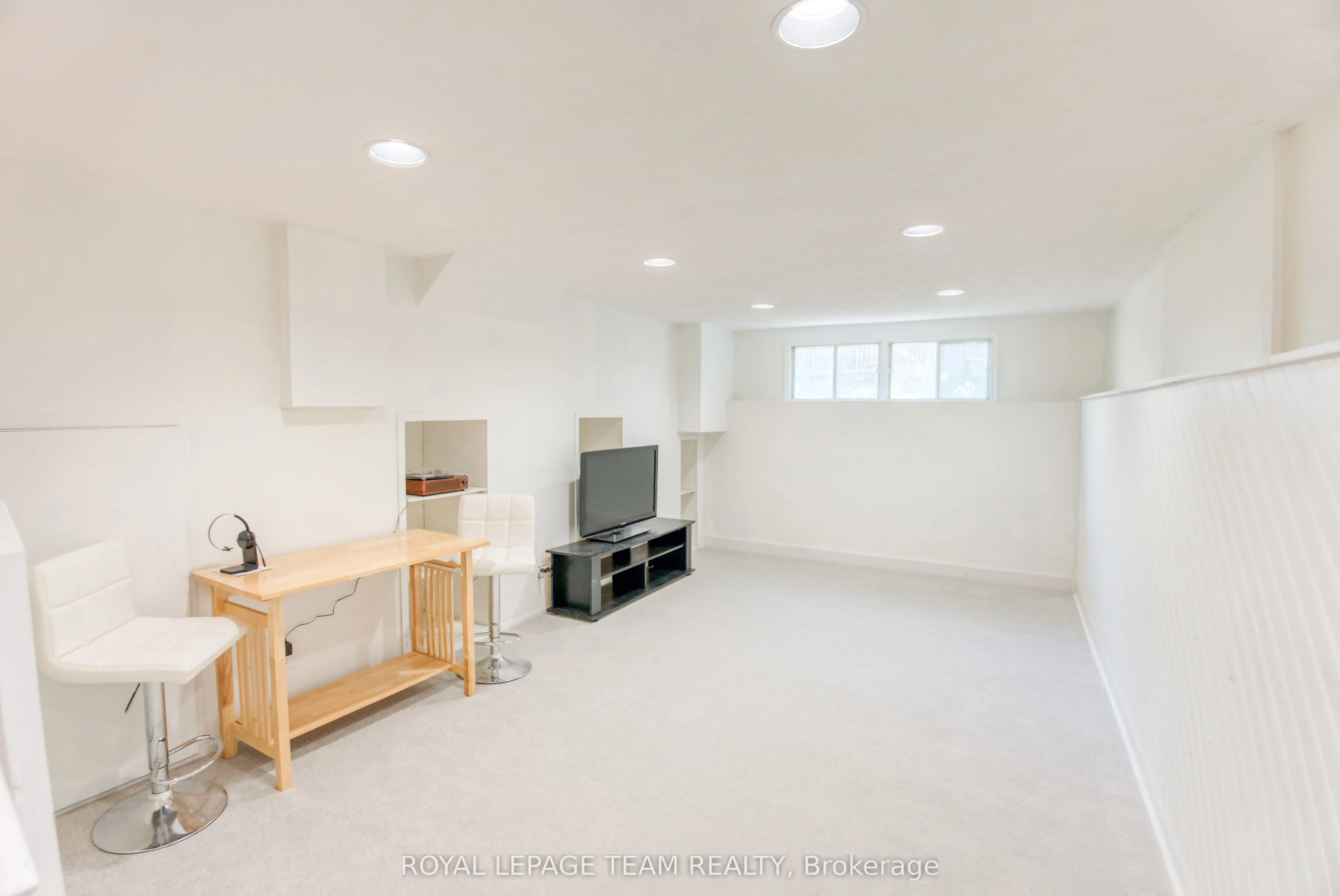 21 Equestrian Drive