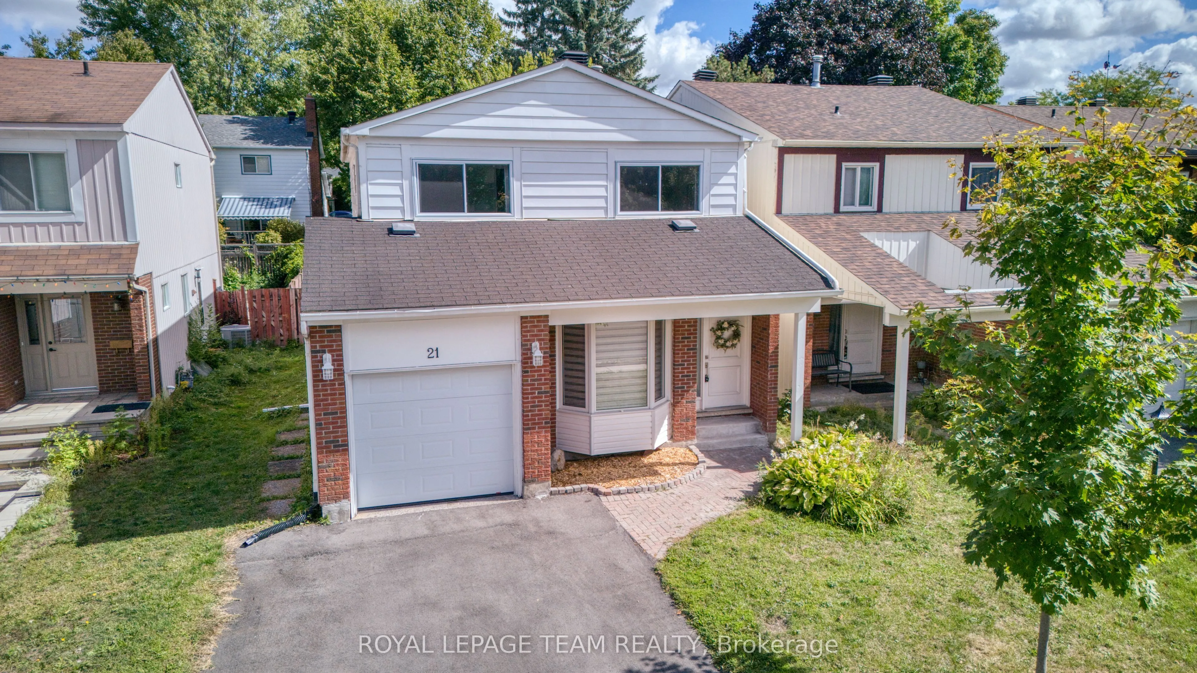 21 Equestrian Drive