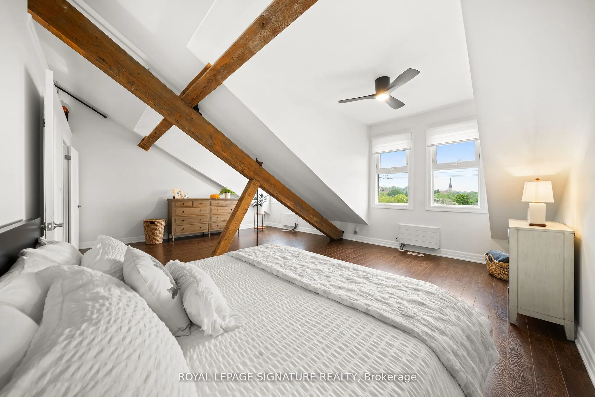 25 Concession Street, #215