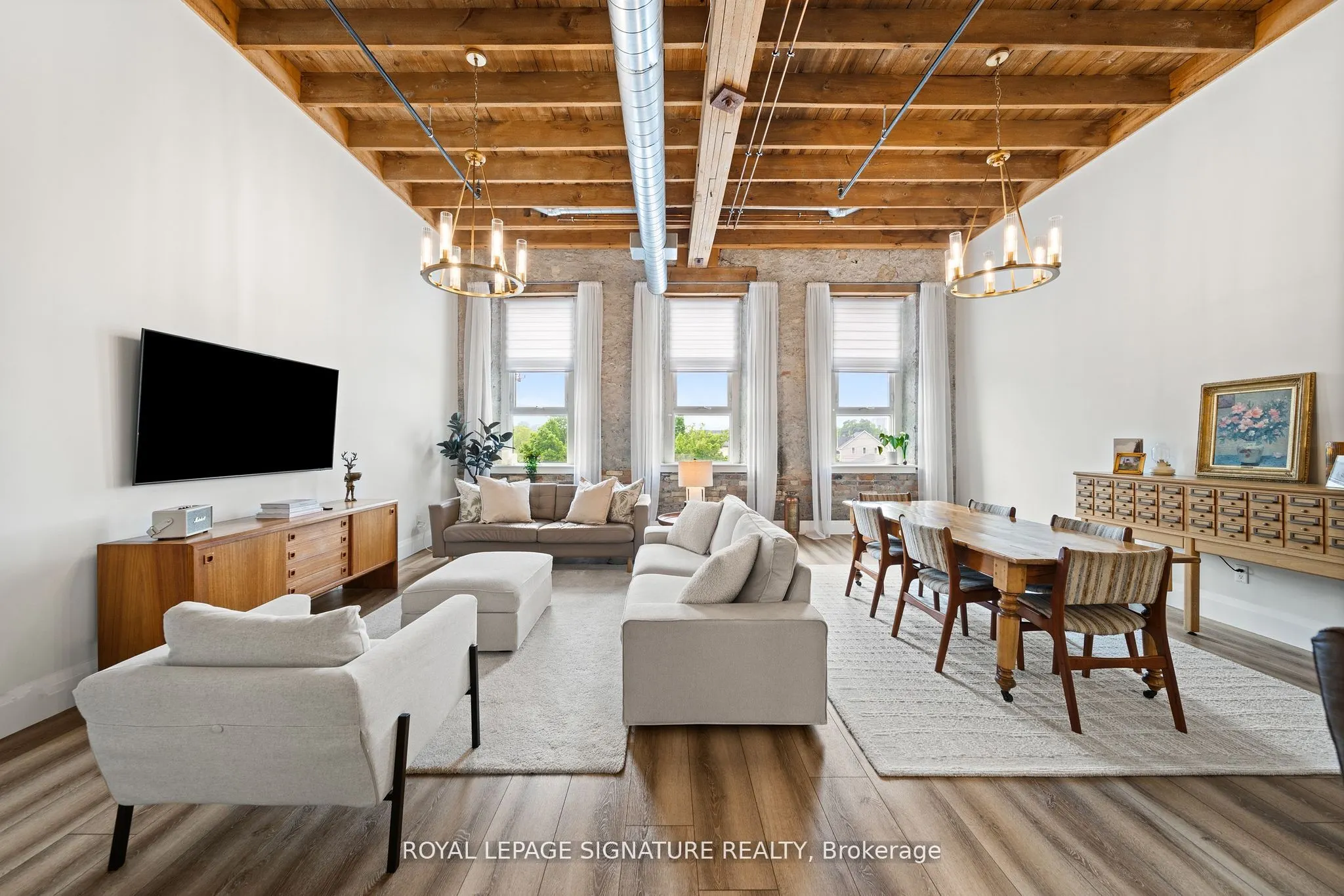 25 Concession Street, #215