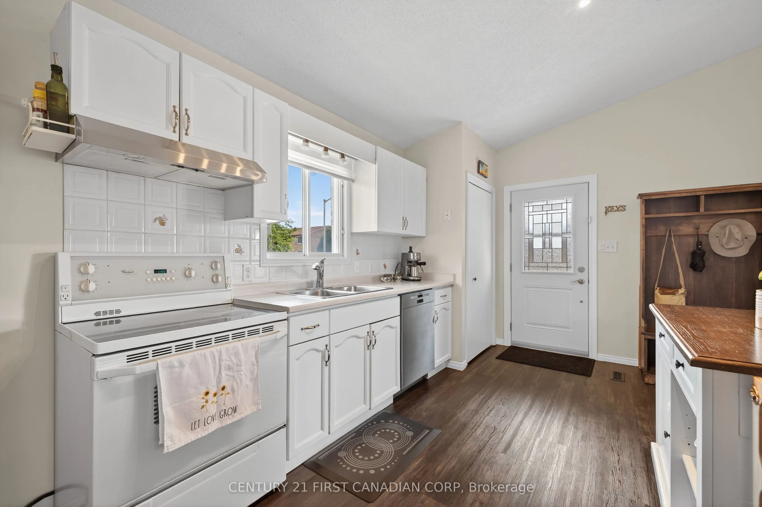 10 Rickwood Place
