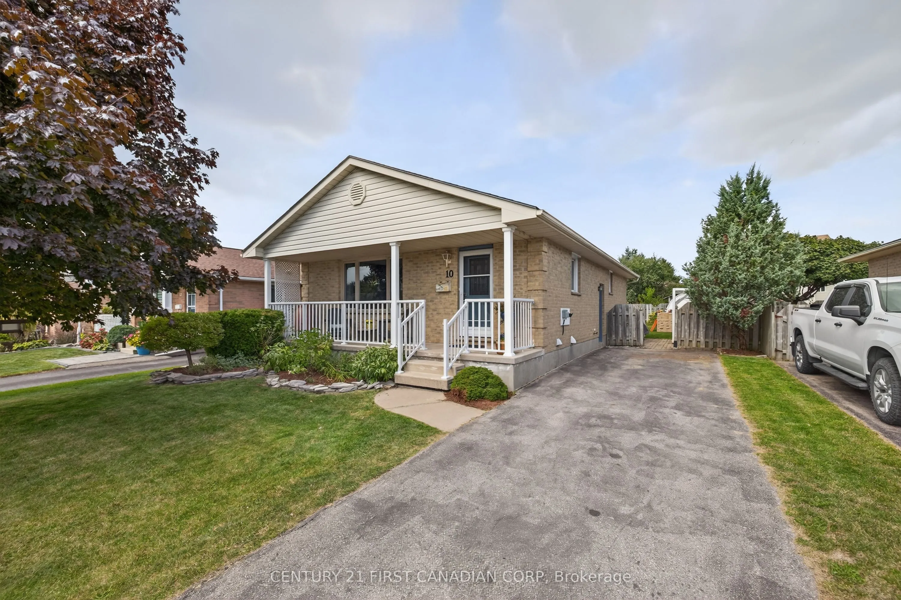 10 Rickwood Place