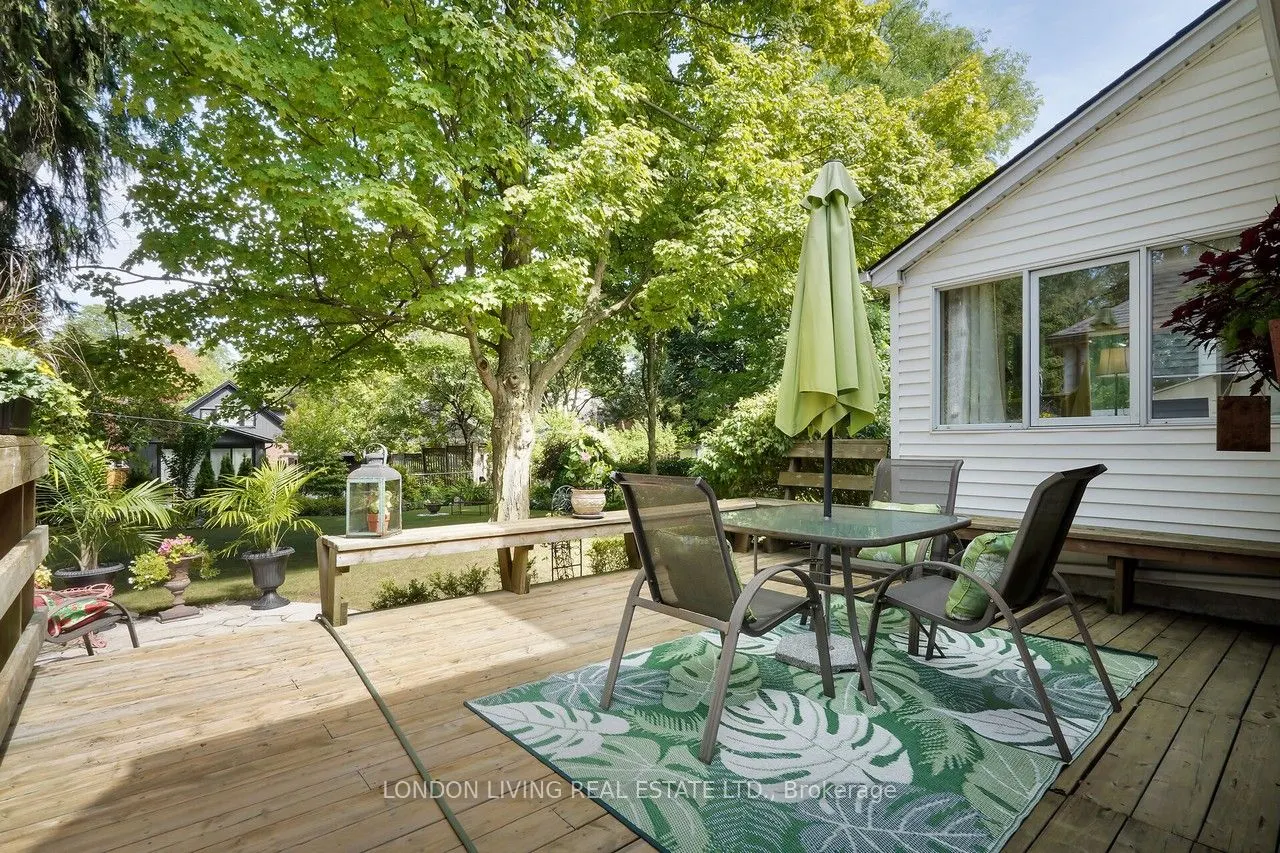 166 Iroquois Avenue