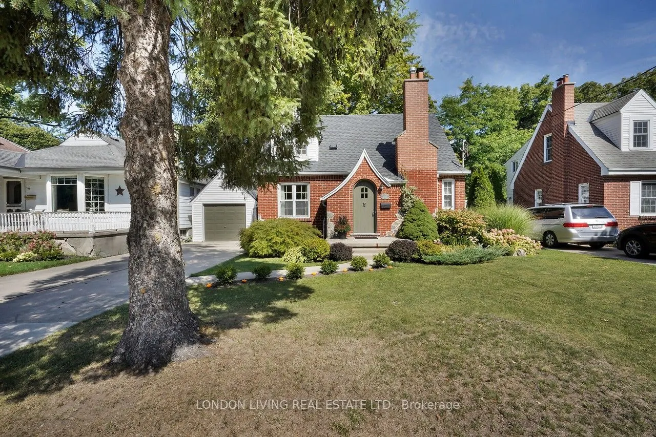 166 Iroquois Avenue