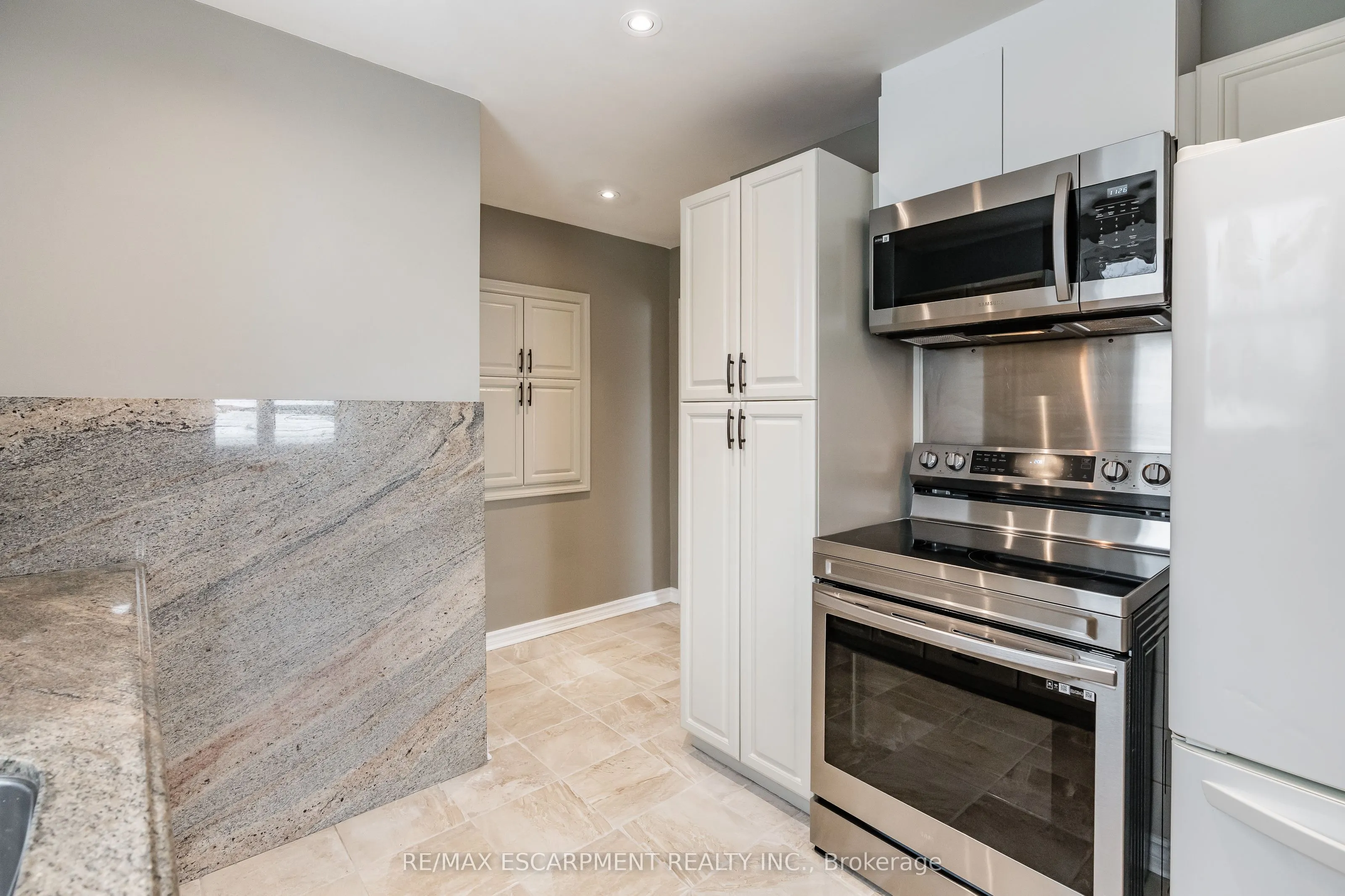 317 King Street E, #(UPPER)