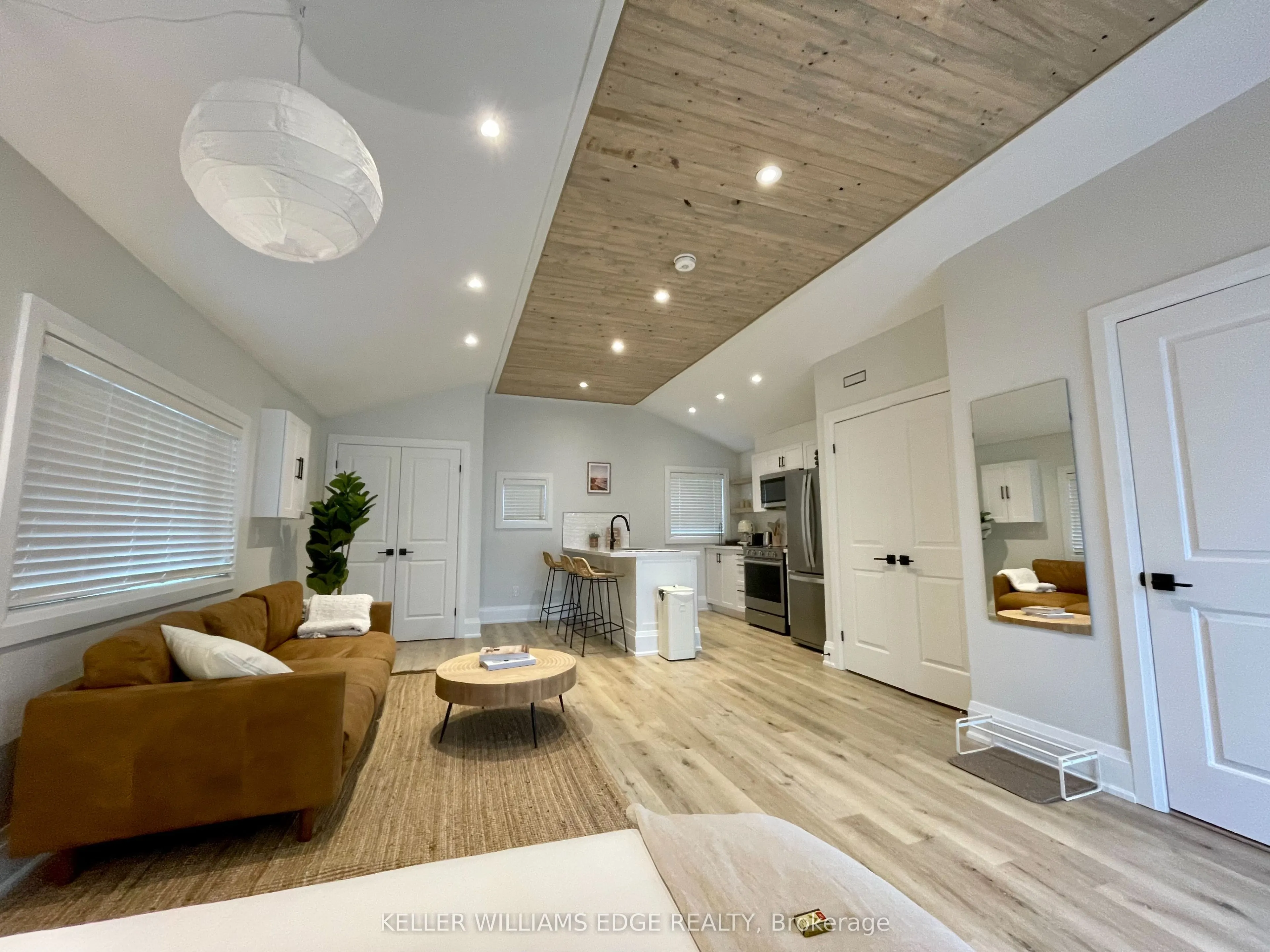 380 Melvin Avenue, #3