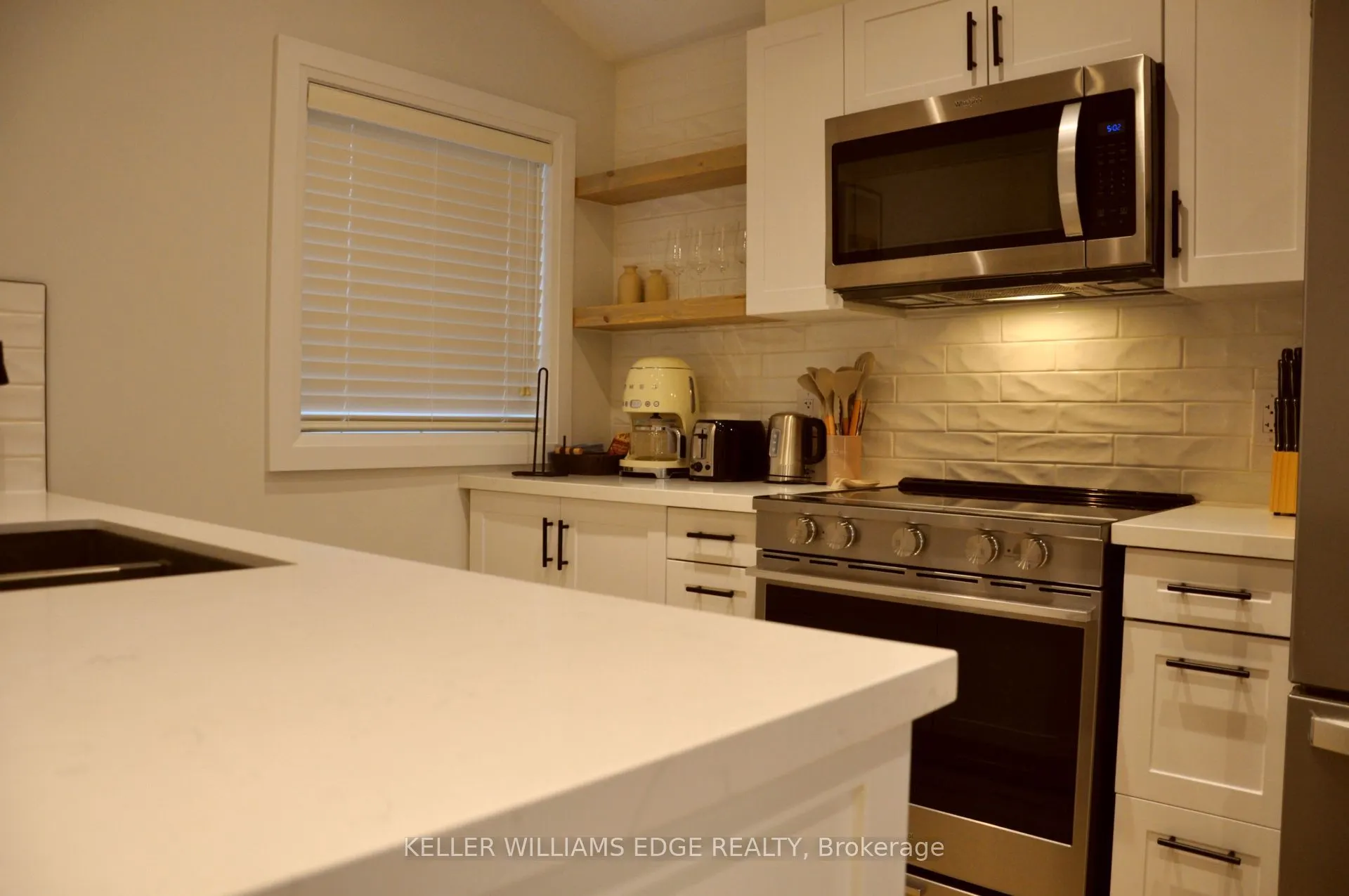 380 Melvin Avenue, #3