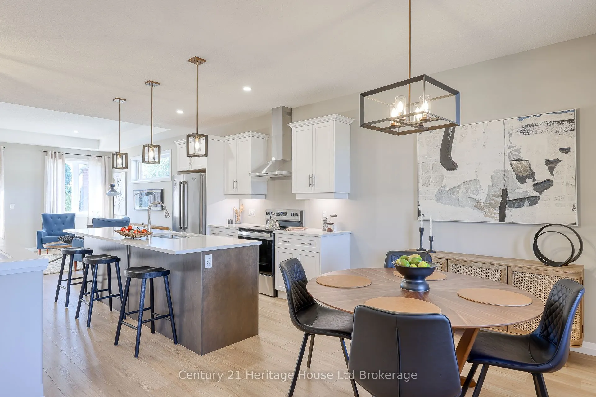 19 Anderson Street, #13