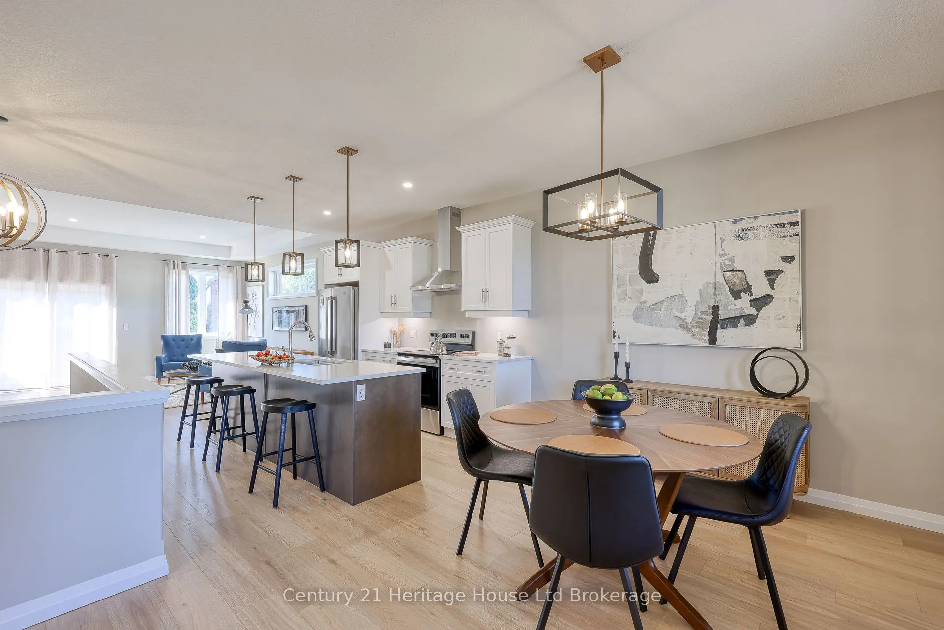 19 Anderson Street, #13