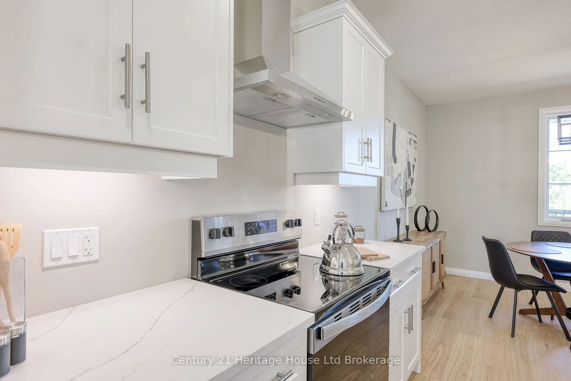 19 Anderson Street, #13