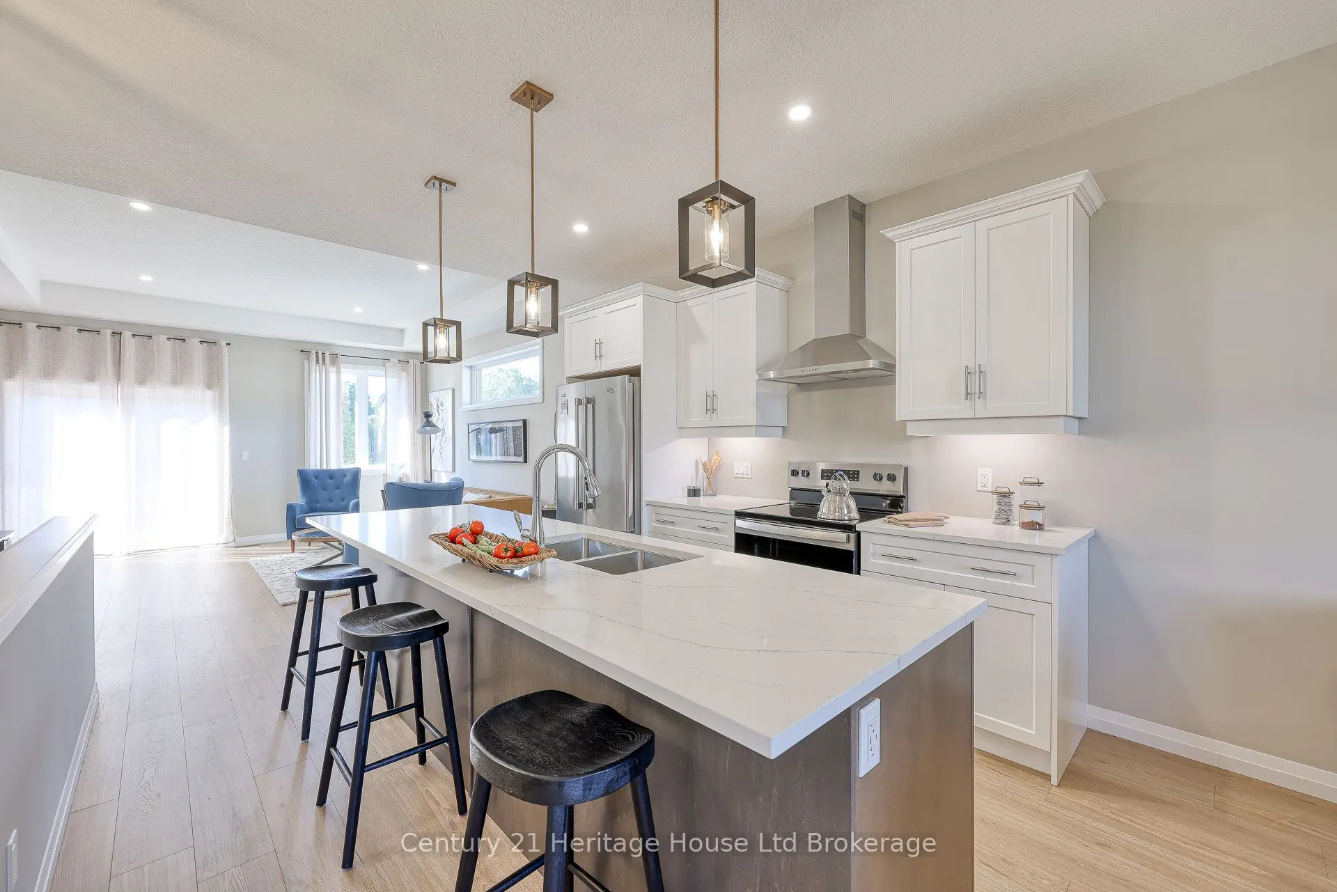 19 Anderson Street, #12
