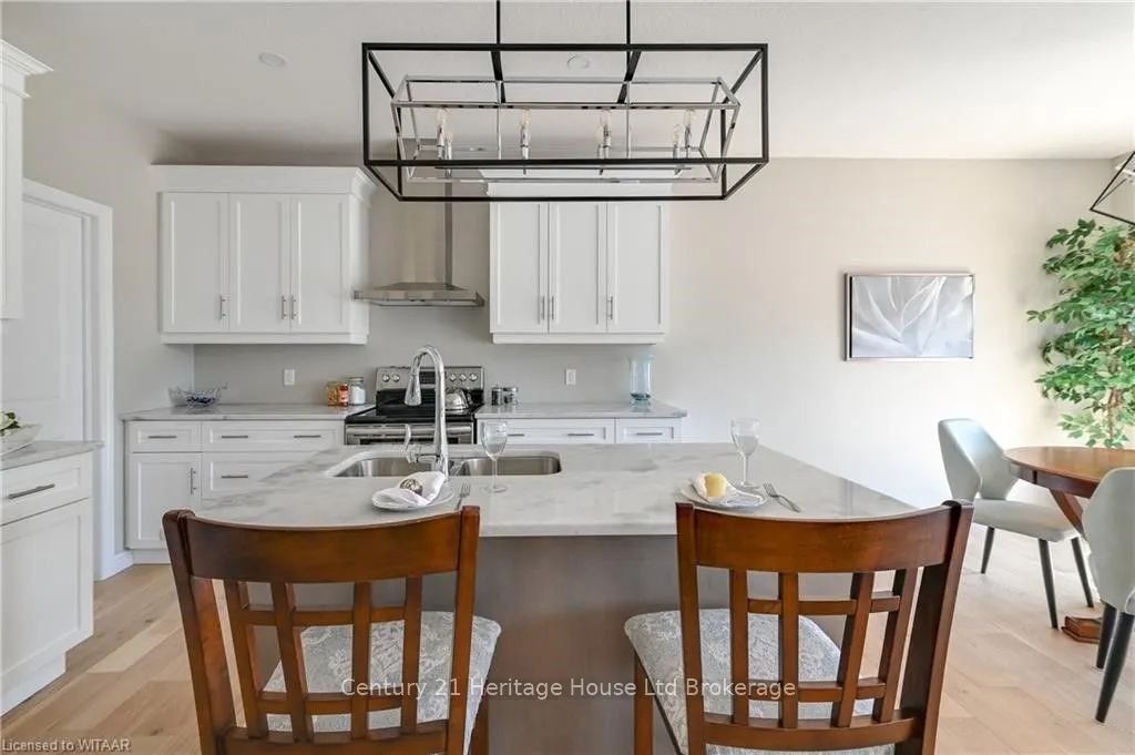 46 MATHESON Crescent
