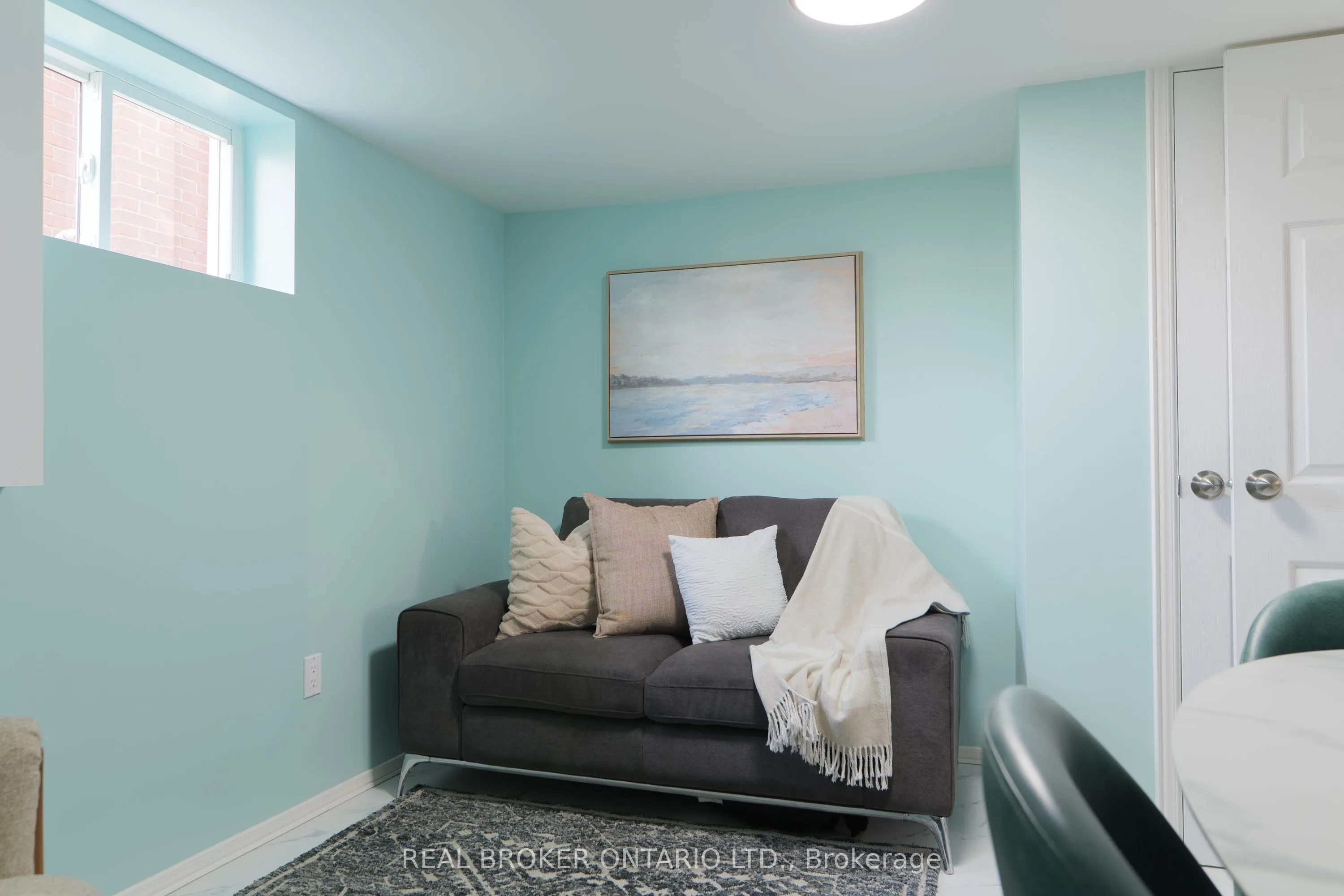 39 Cloverhill Road
