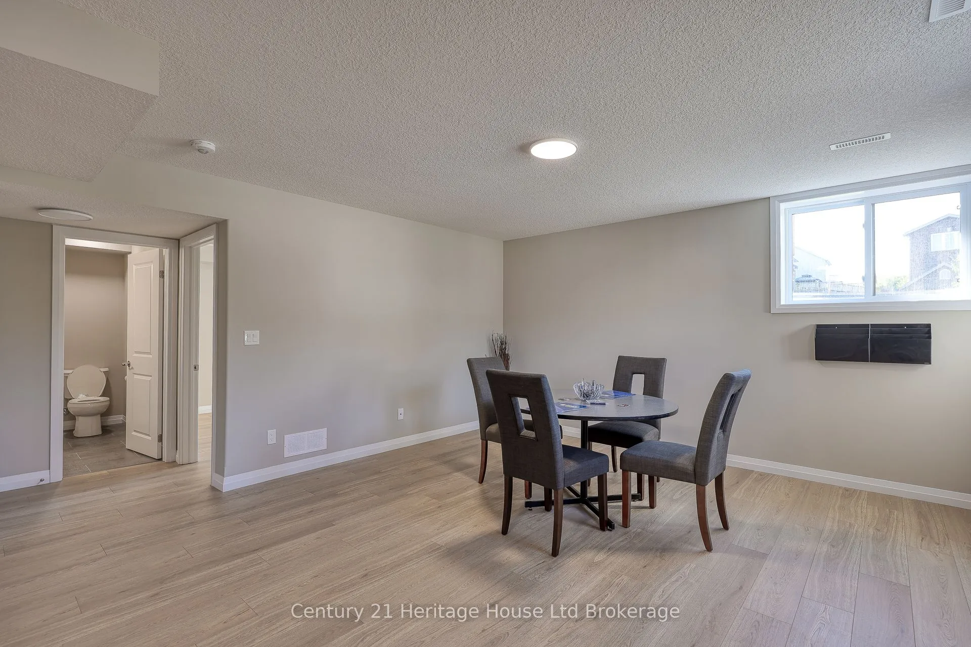 19 Anderson Street, #14