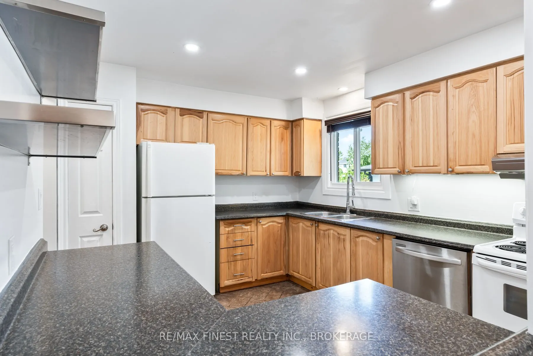 1135 Basswood Place