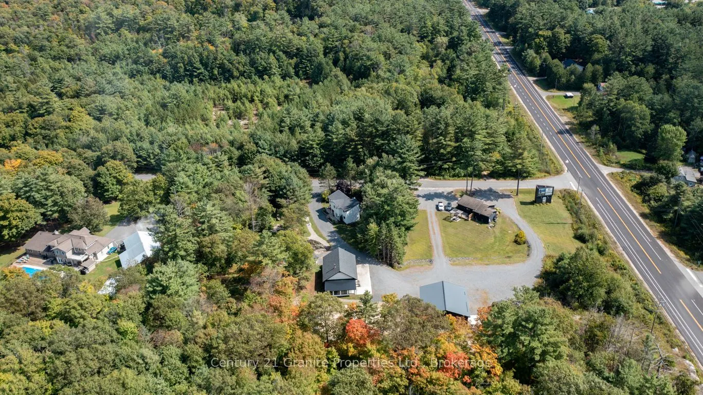4 & 8 Bartlett Drive